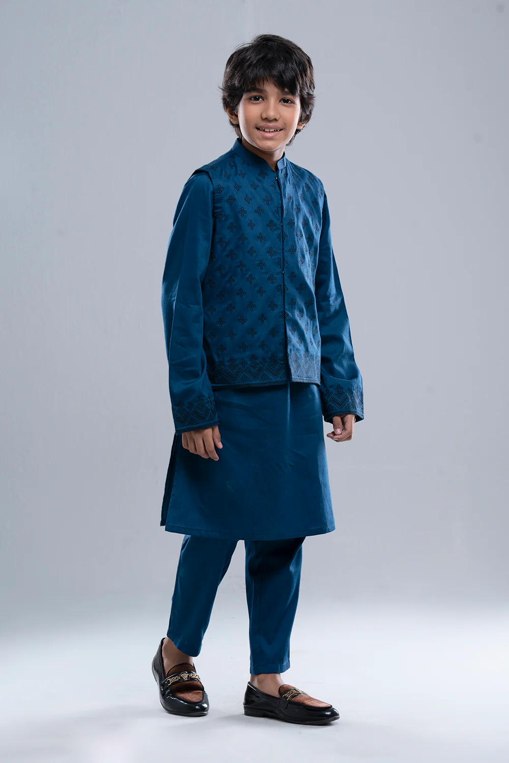 Prince Kurta set (4-7 Years) - Image 7