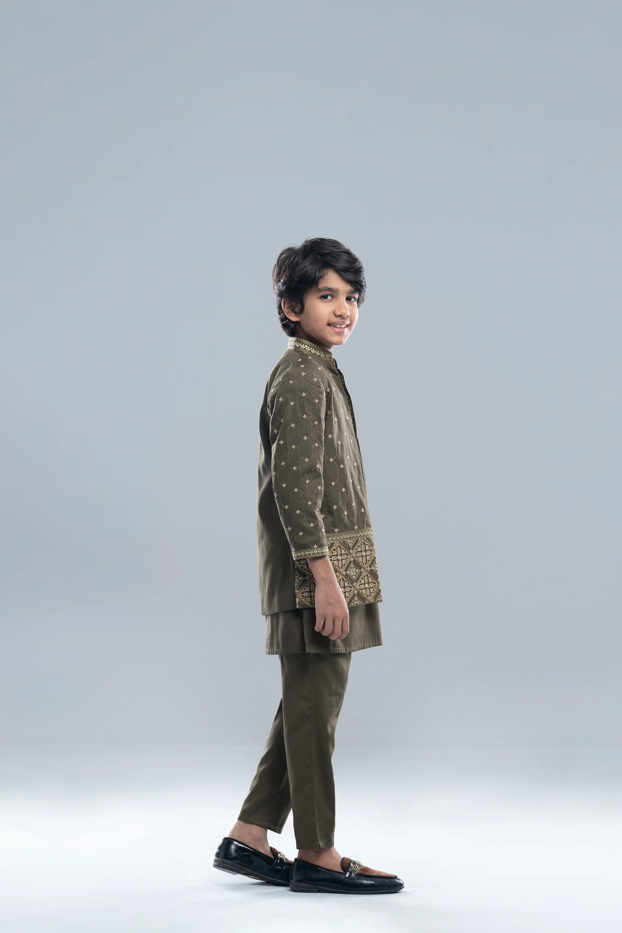 Prince Sherwani Set (8-15 Years) - Image 3