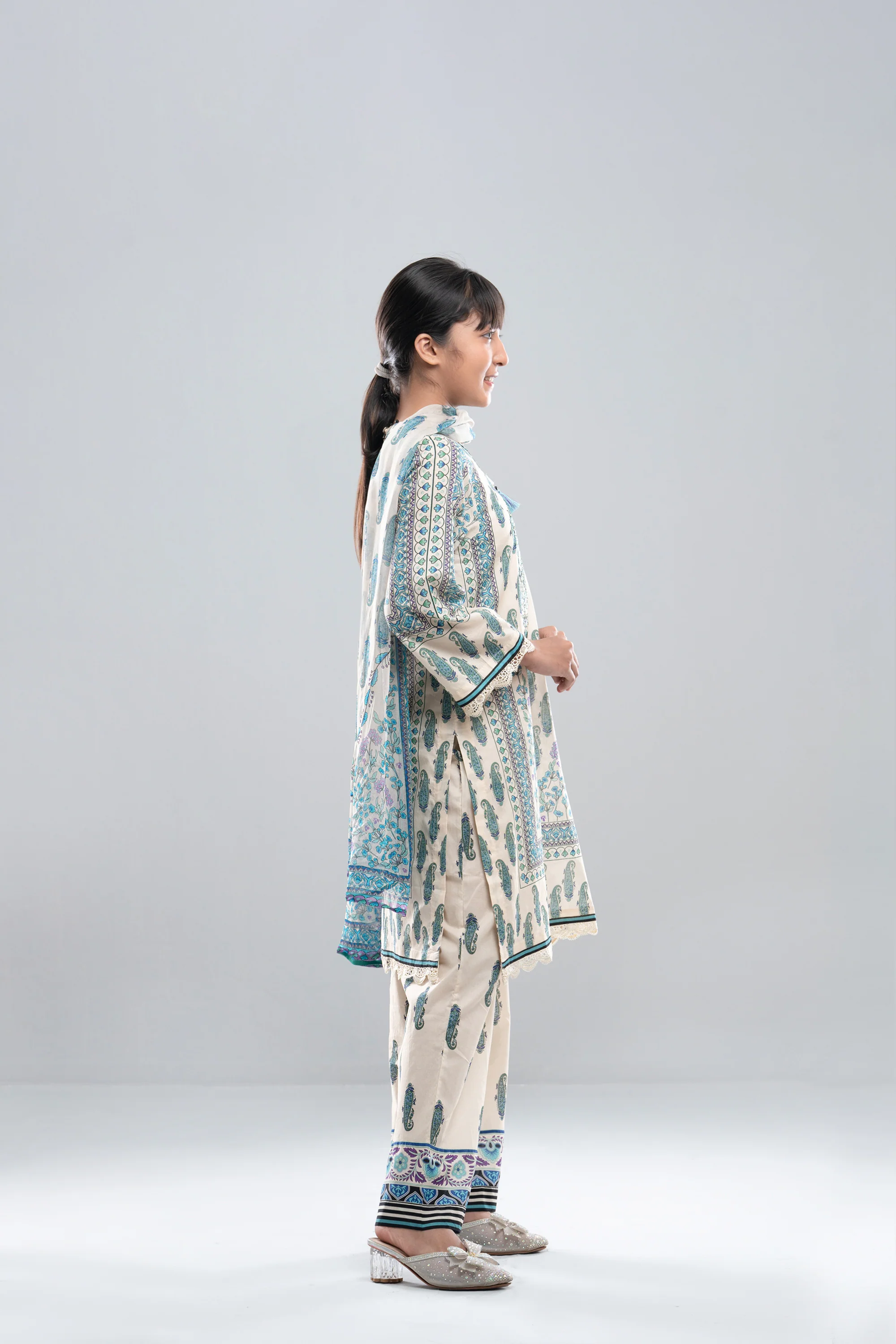Relaxed Fit Printed Three-Piece Princess Lawn with Chiffon Dupatta - Image 4