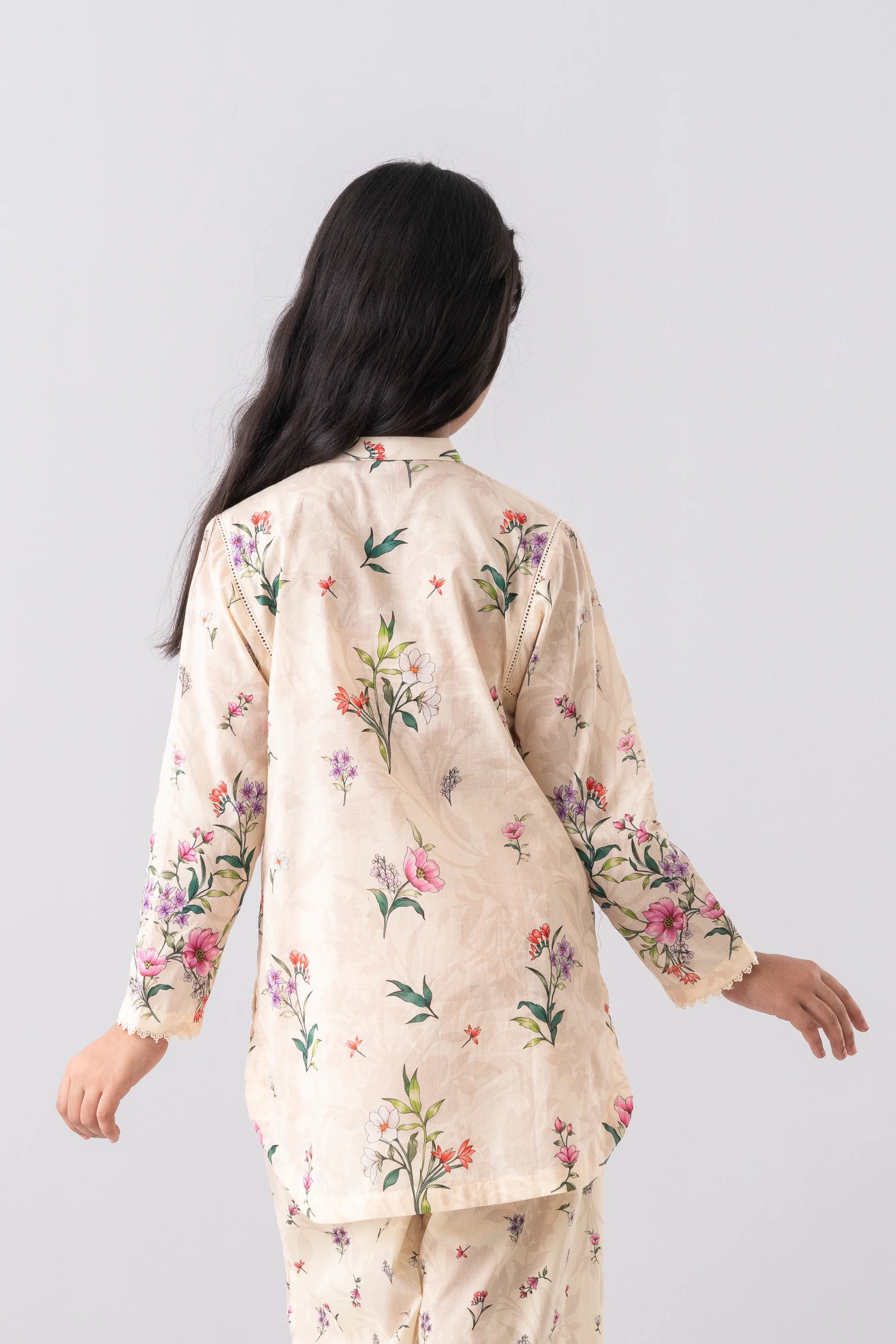 Relaxed Fit Printed Three-Piece Princess Lawn with Chiffon Dupatta (2-4 Years) - Image 4