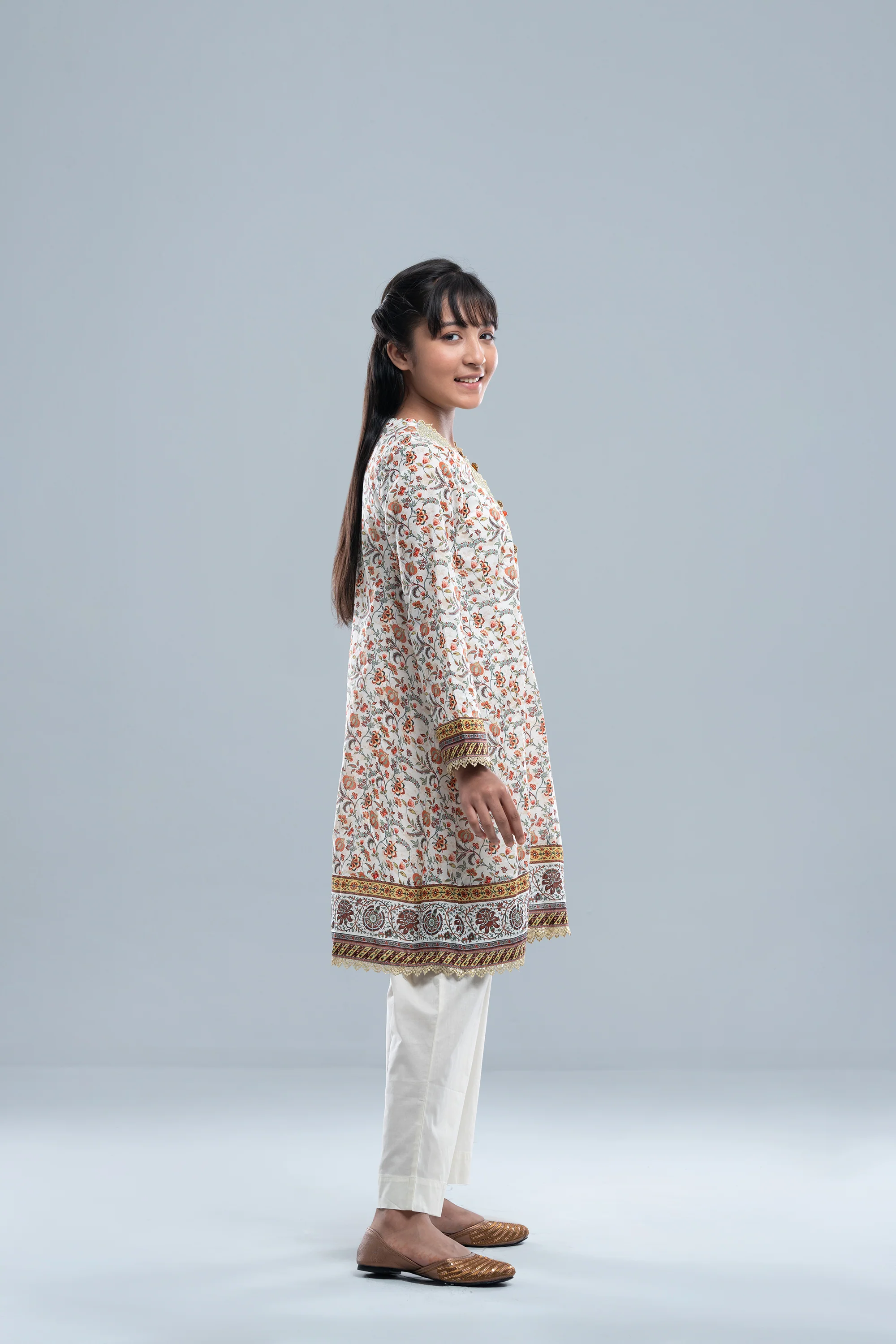 Relaxed Fit Printed Three-Piece Princess Lawn with Chiffon Dupatta (10-14 Years) - Image 3