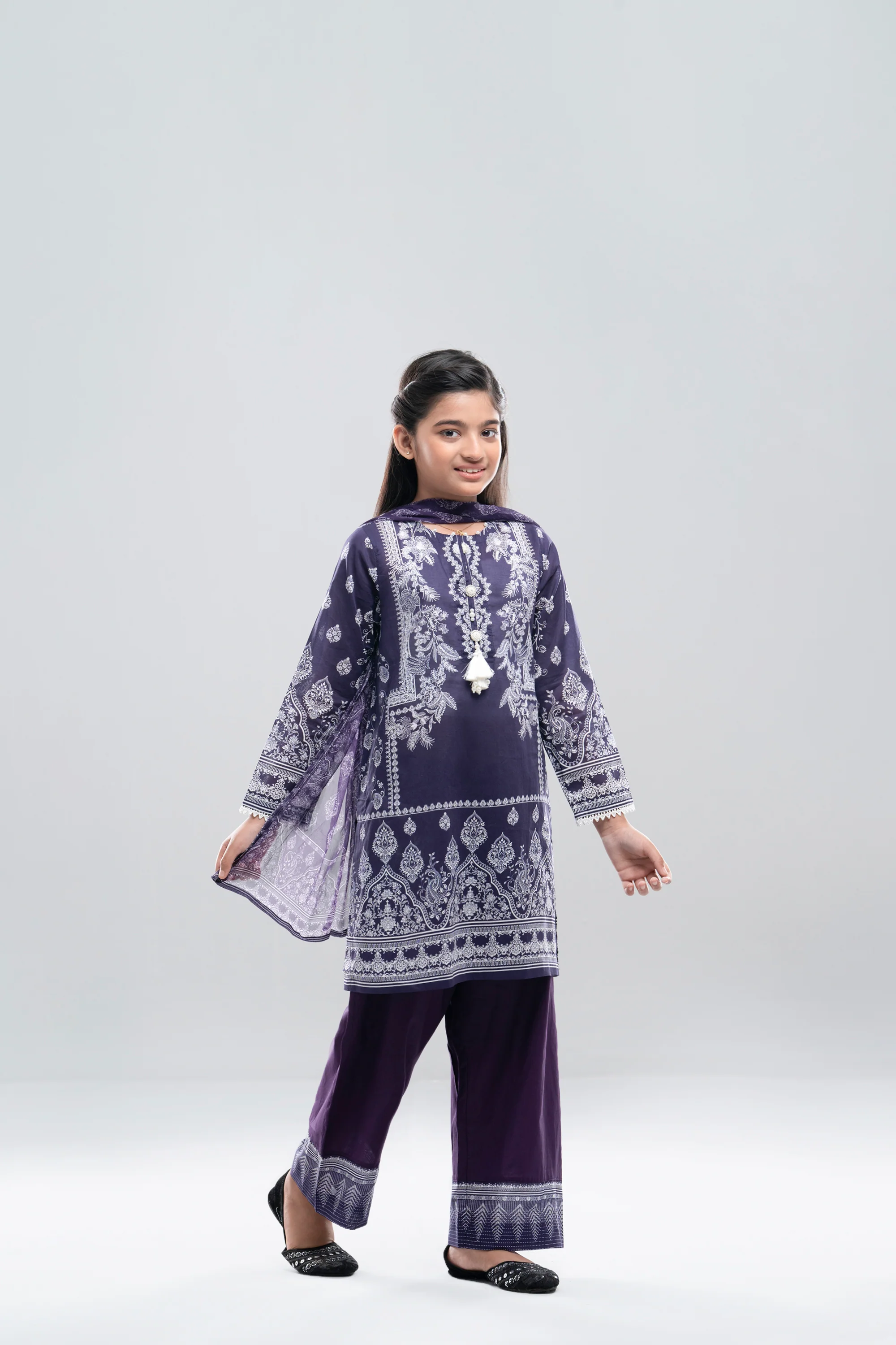Smart Fit Printed Three-Piece Princess Lawn with Chiffon Dupatta (6-8 Years) - Image 8