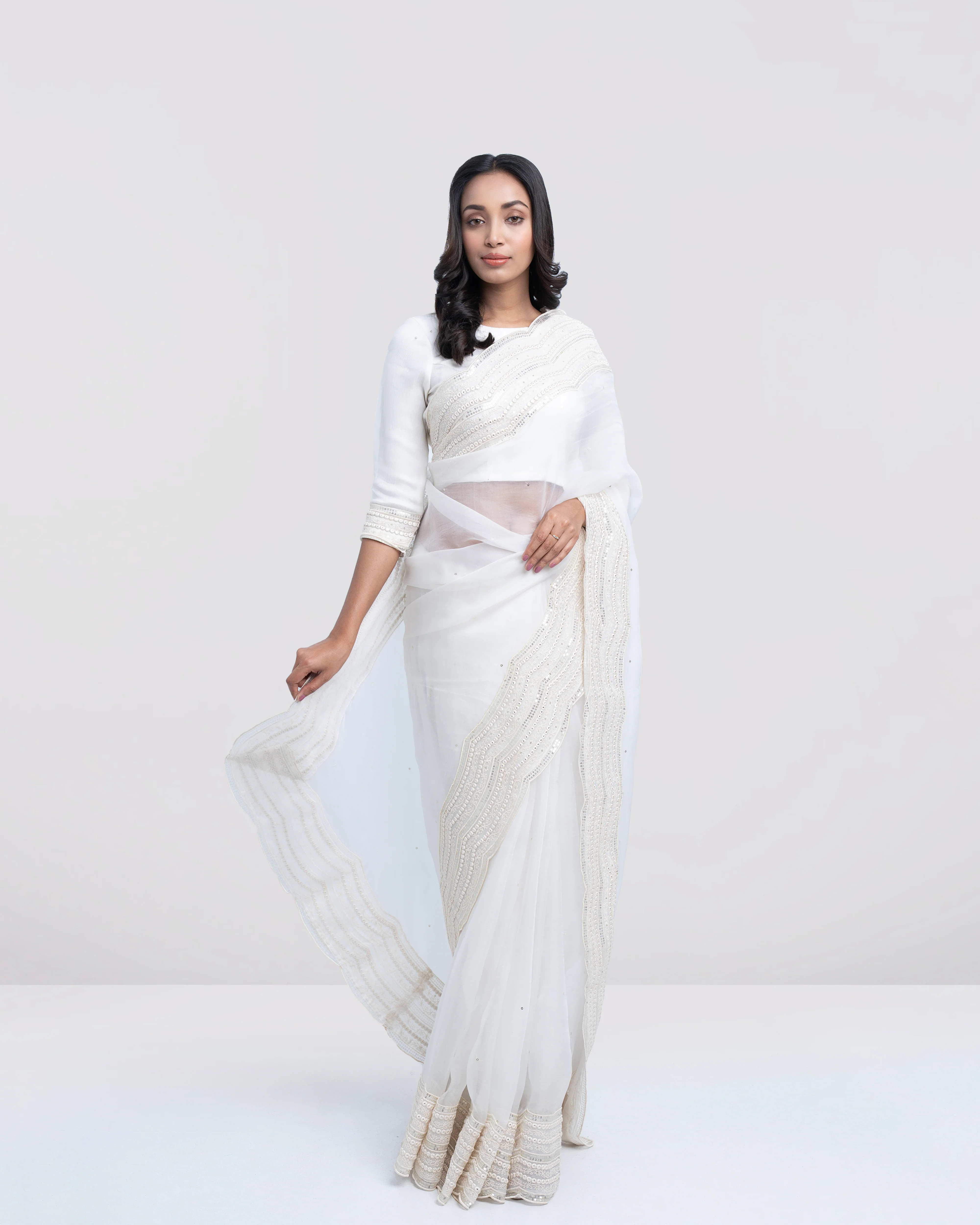 Women's Saree - Image 12