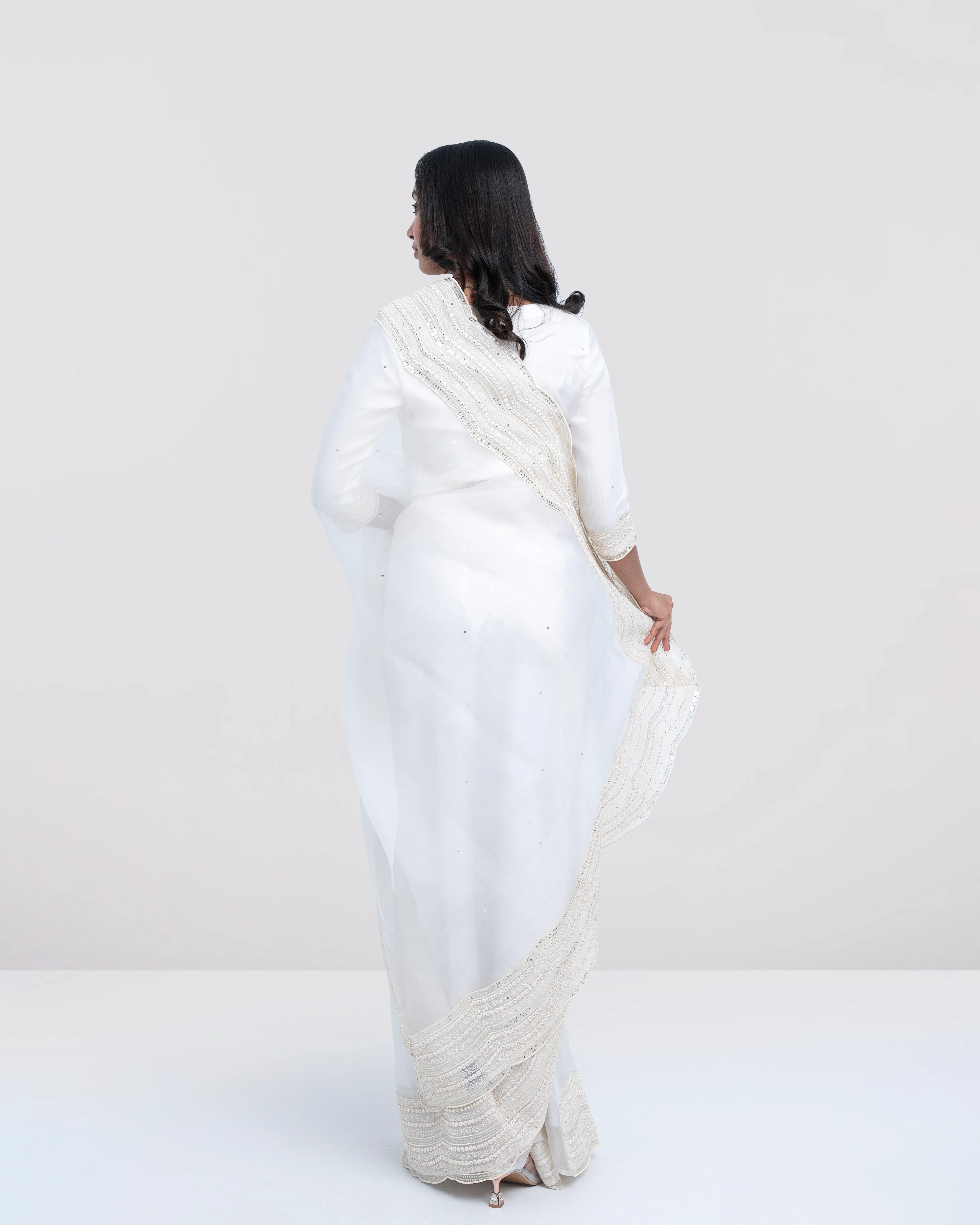 Women's Saree - Image 13