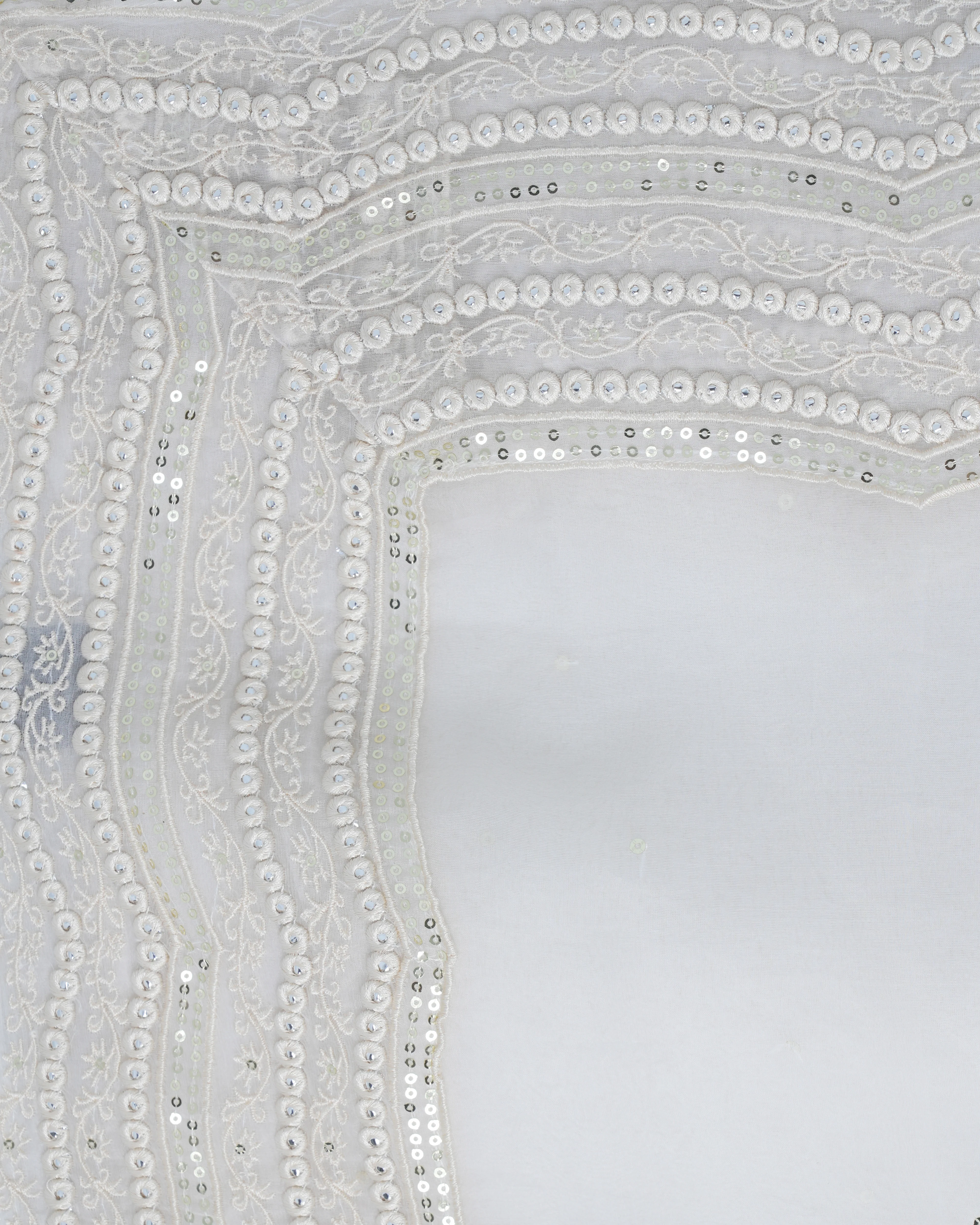 Women's Saree - Image 14
