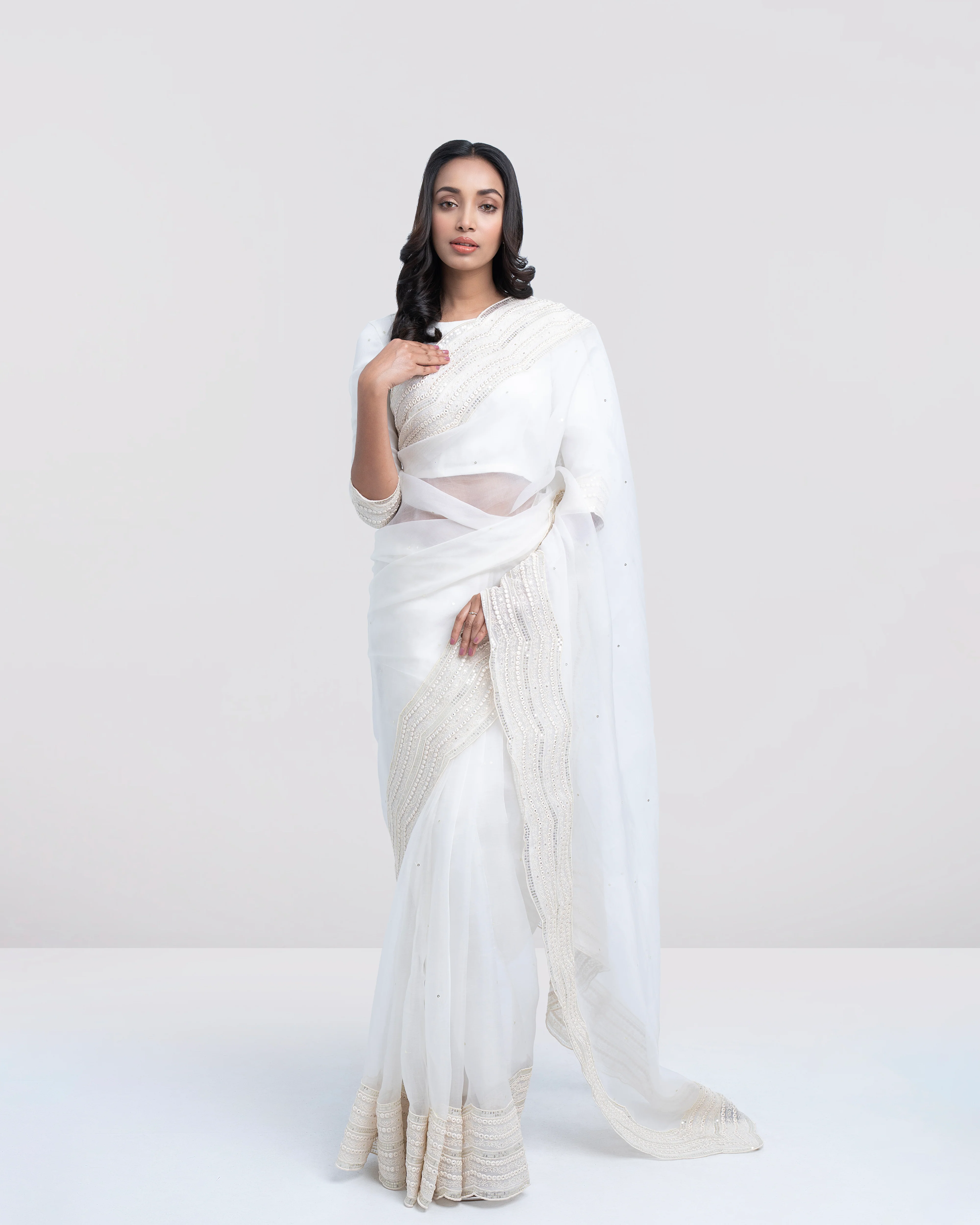 Women's Saree - Image 9