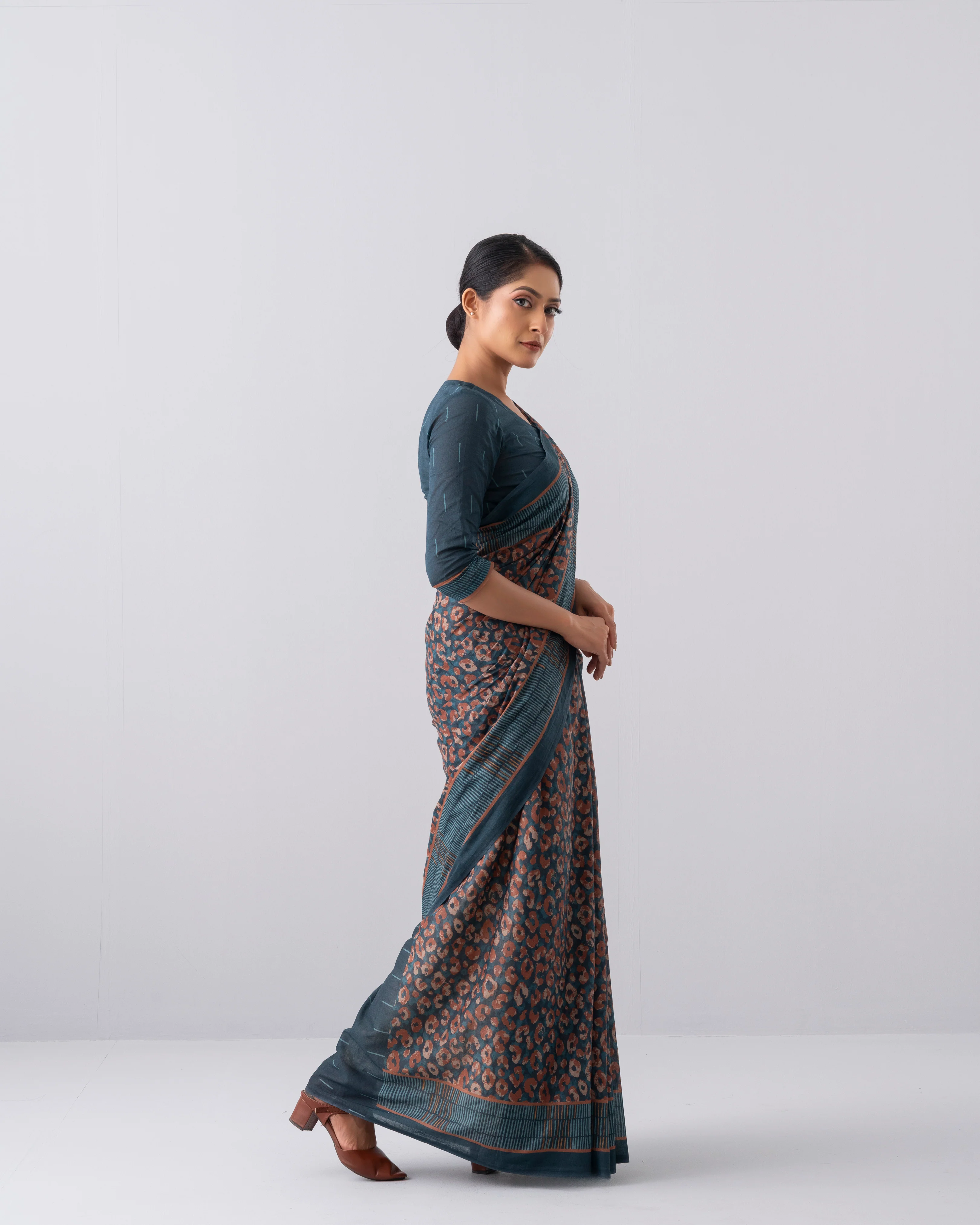 Digital Printed Cotton Saree - Image 4