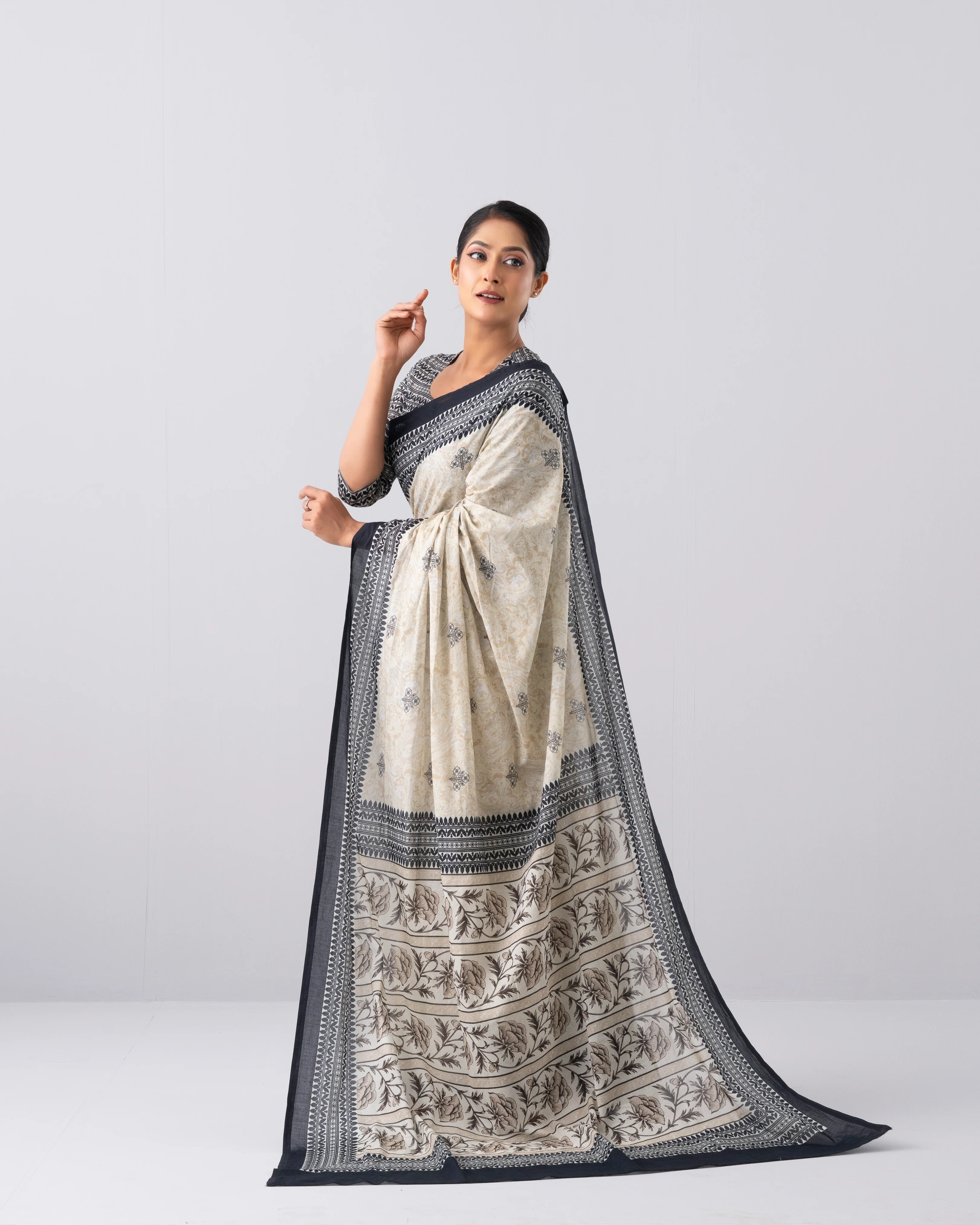 Digital Printed Cotton Saree - Image 3