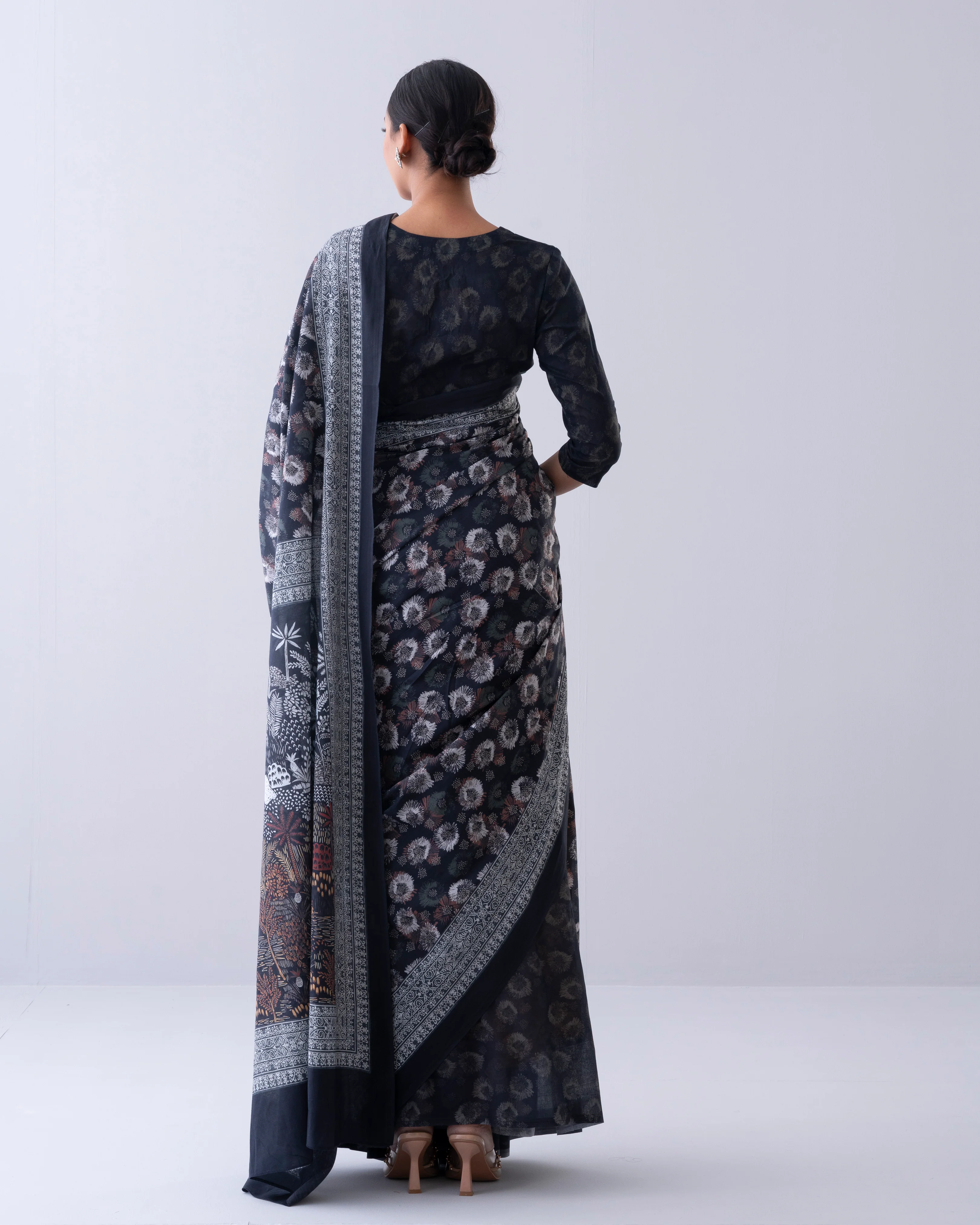 Digital Printed Cotton Saree - Image 4