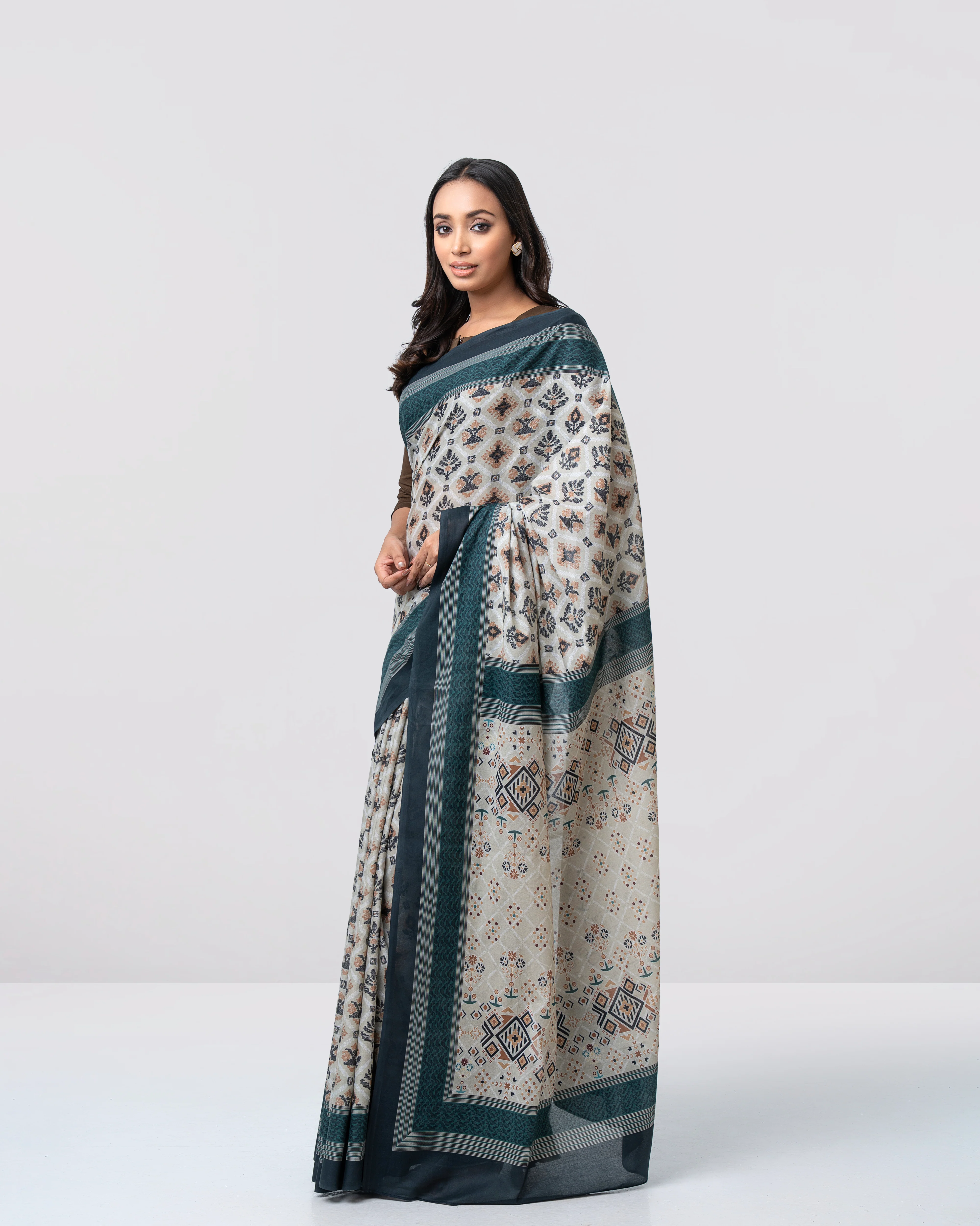 Digital Printed Cotton Saree - Image 4