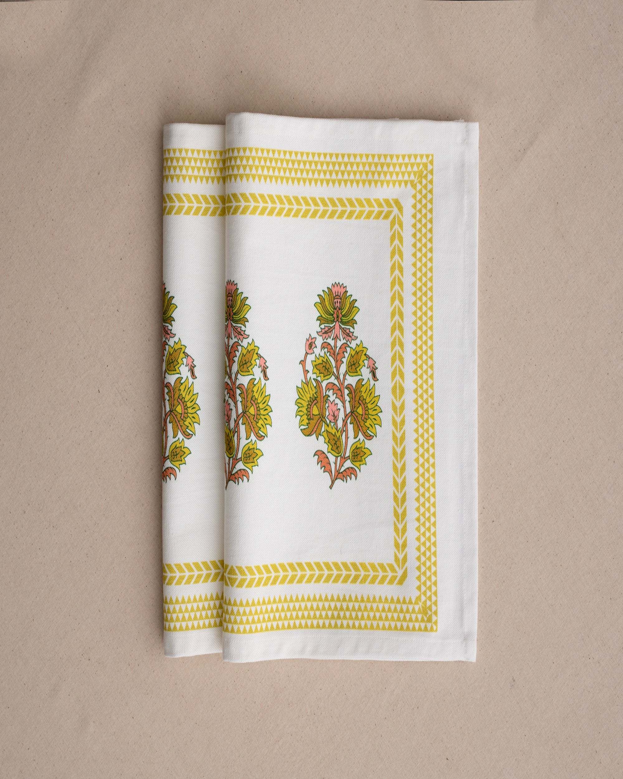 Table Mat - White - Image 3