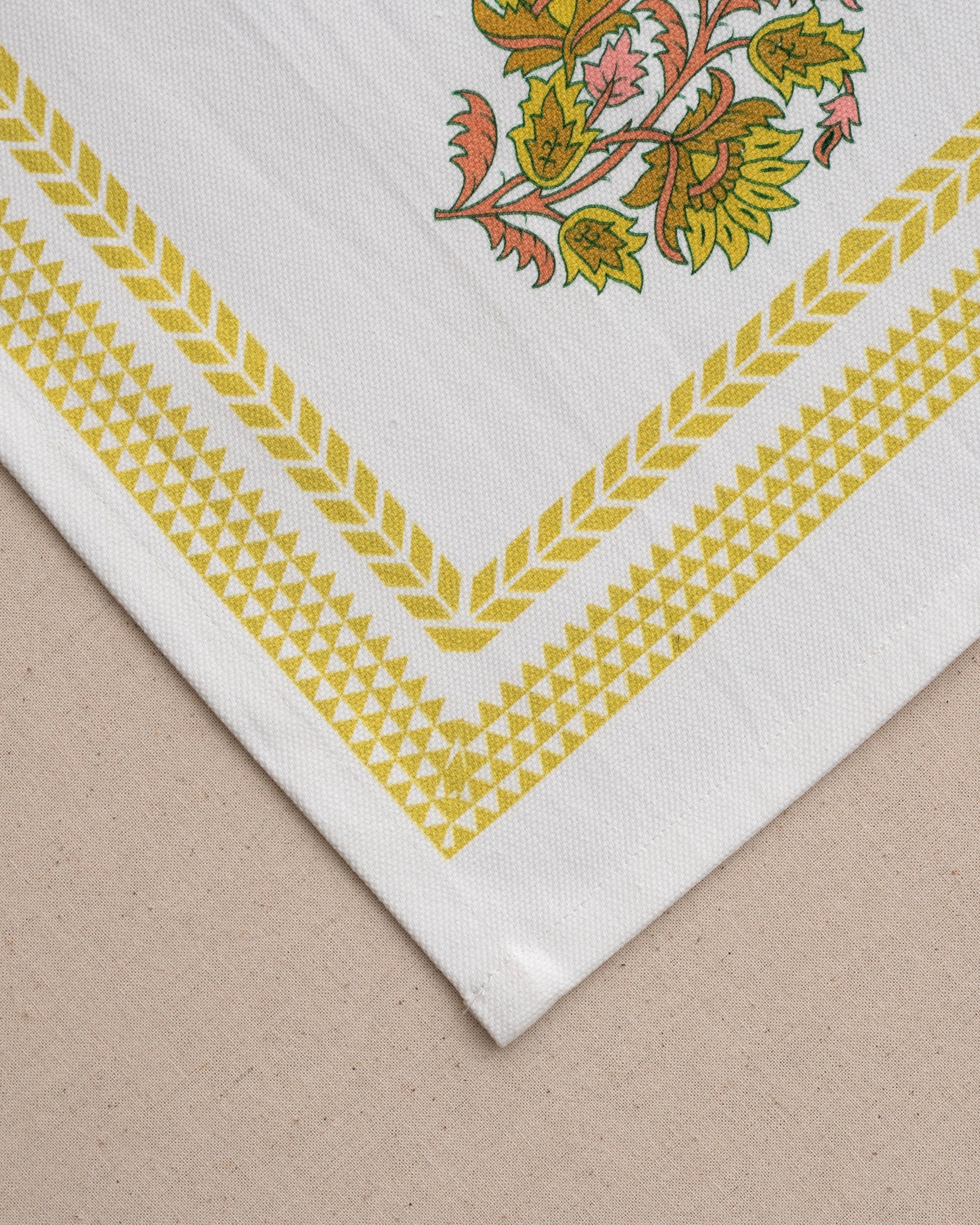 Table Mat - White - Image 4