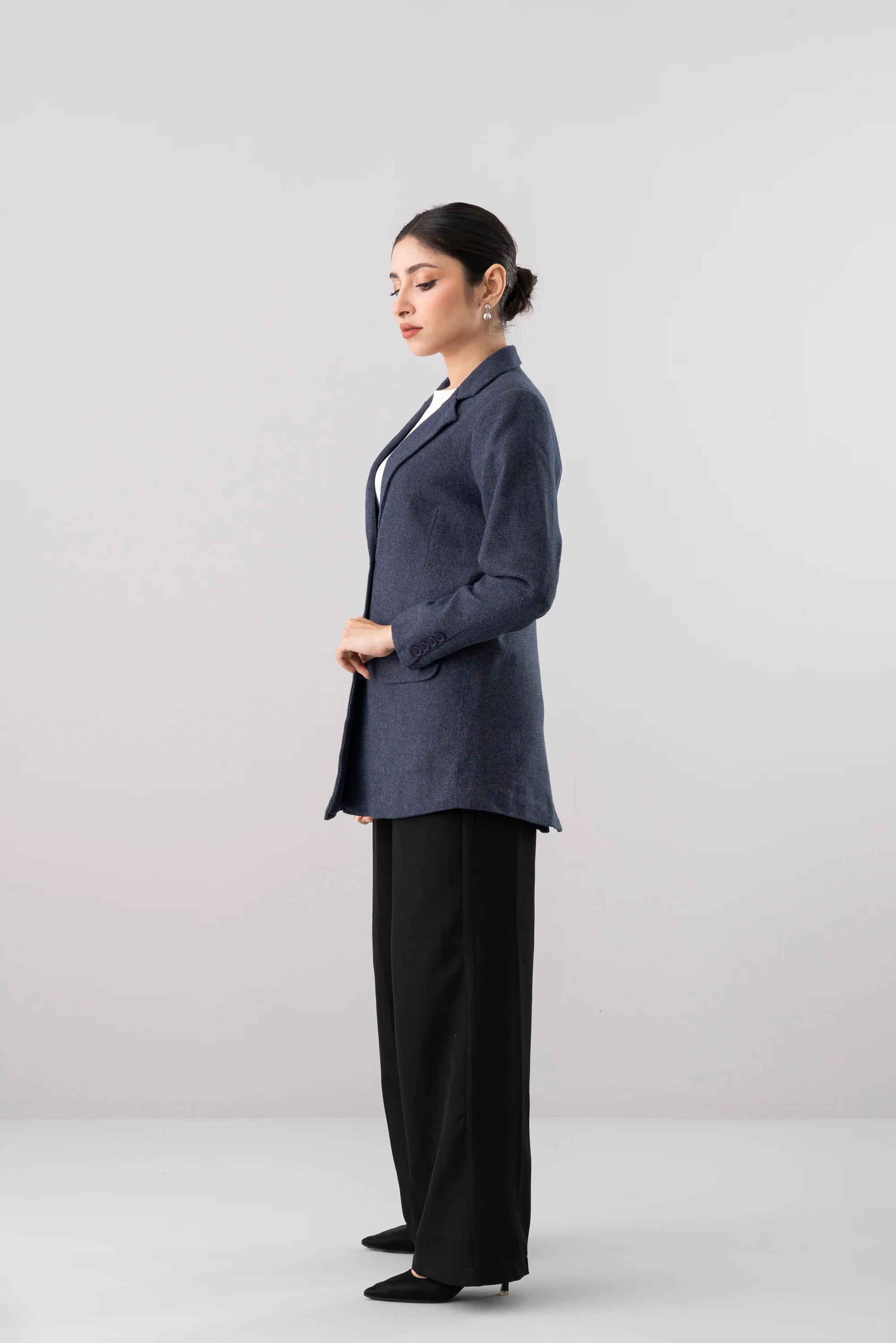 Mid-Length Blazer with Notch Lapel - Image 4