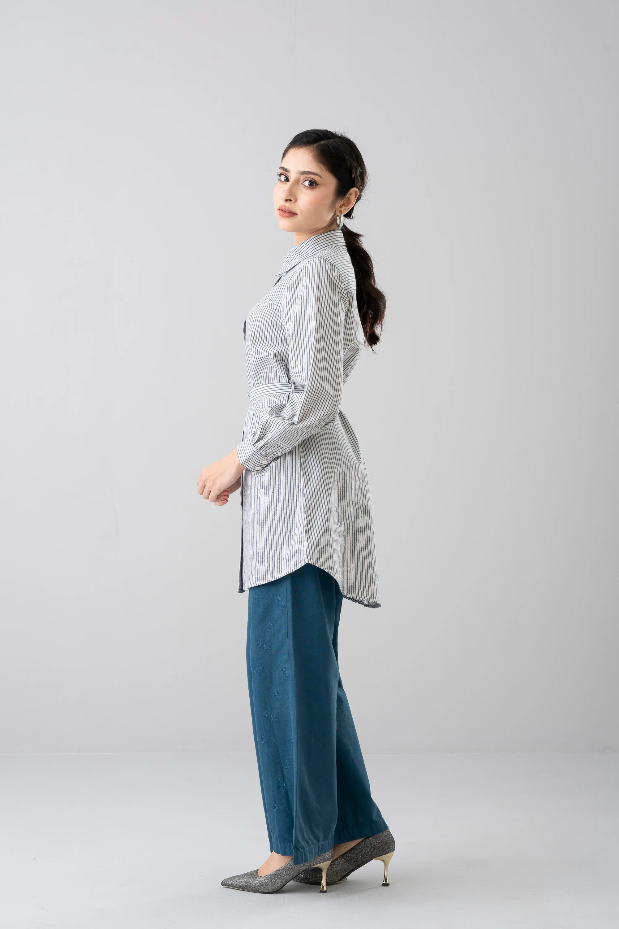 Relaxed Fit Striped Casual Shirt - Image 3