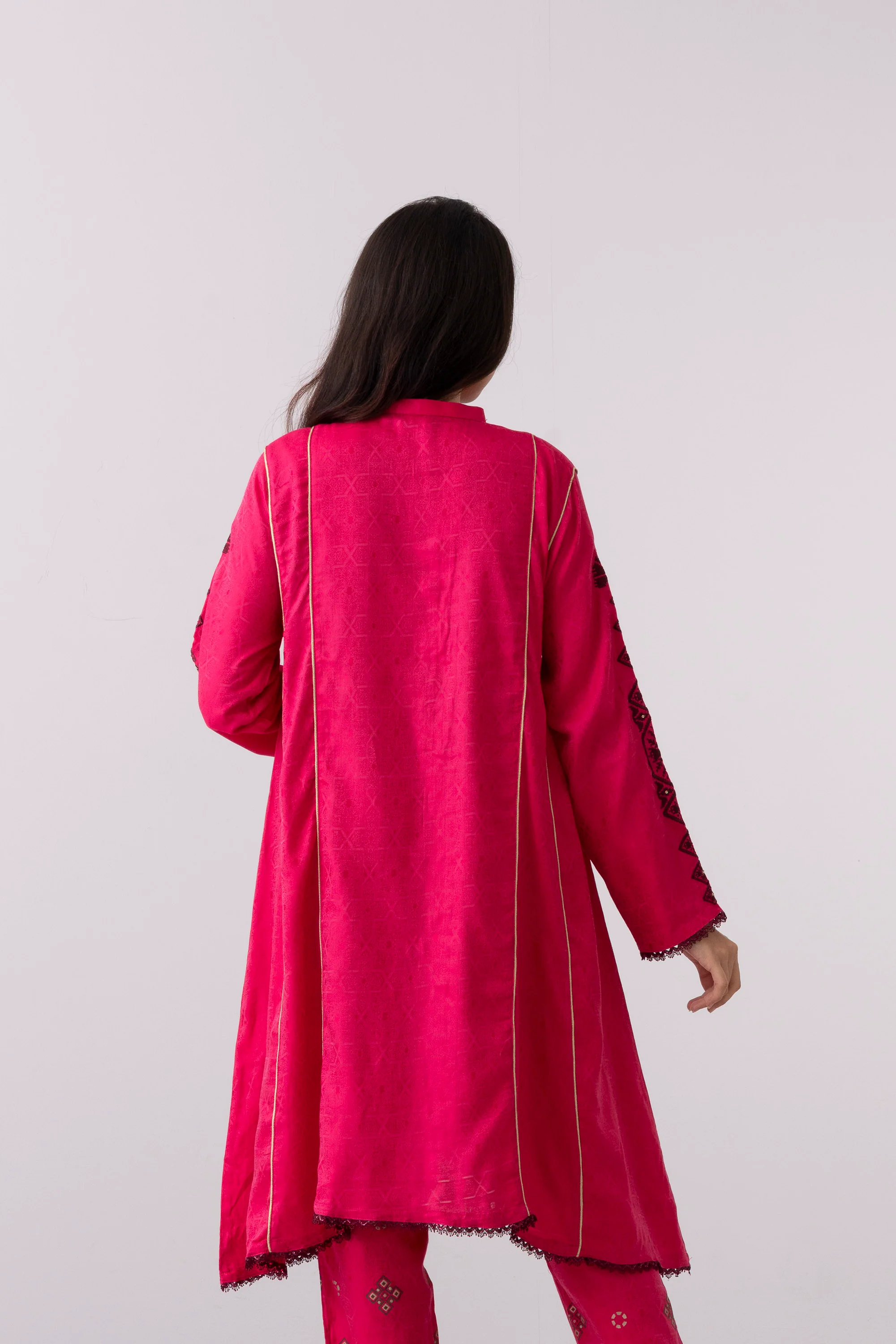 Relaxed Fit Embroidered Two-Piece Ethnic Set - Image 4