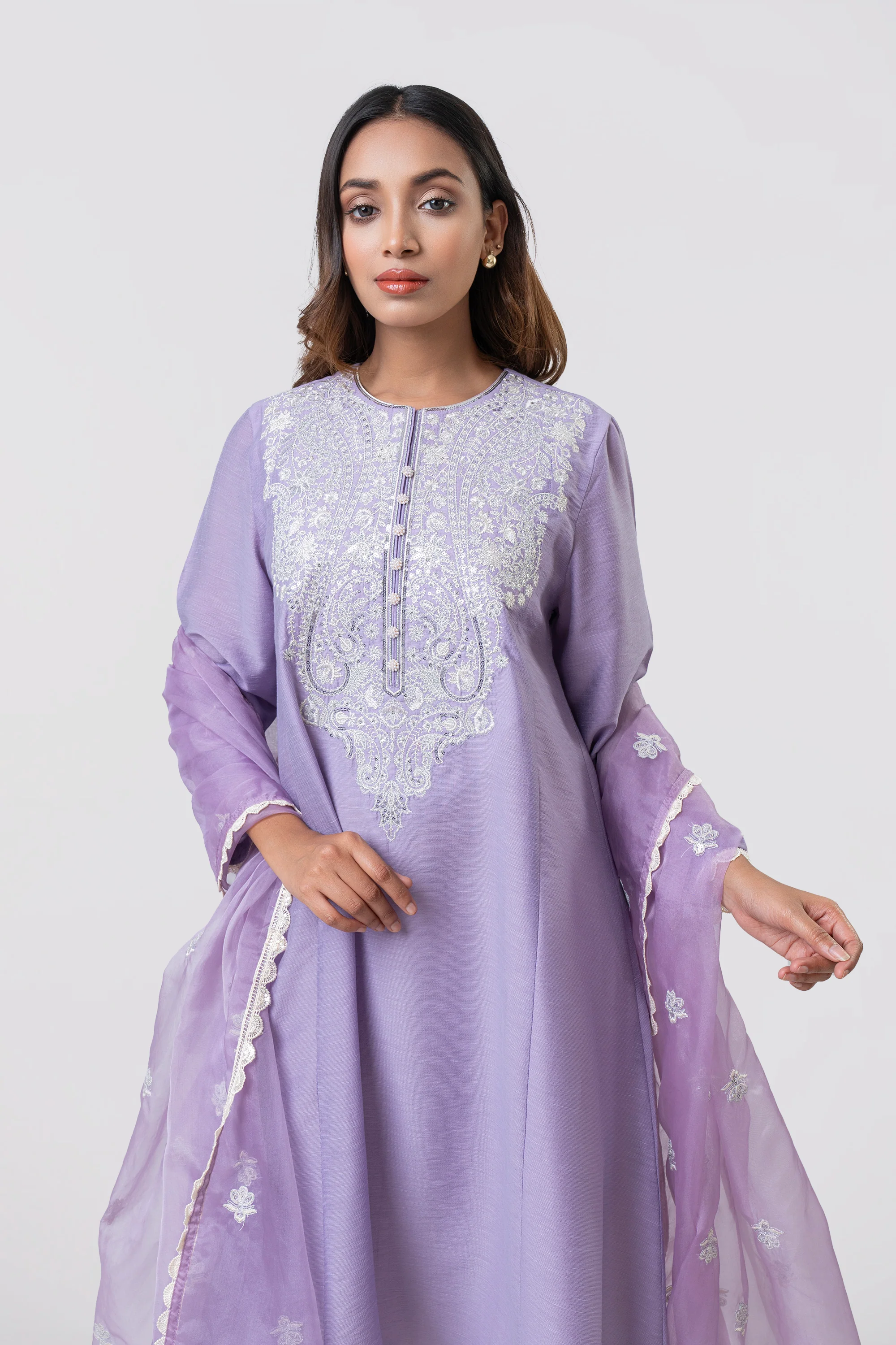 Smart Fit Embellished Two-Piece Formal Ethnic Set with Organza Dupatta - Image 13