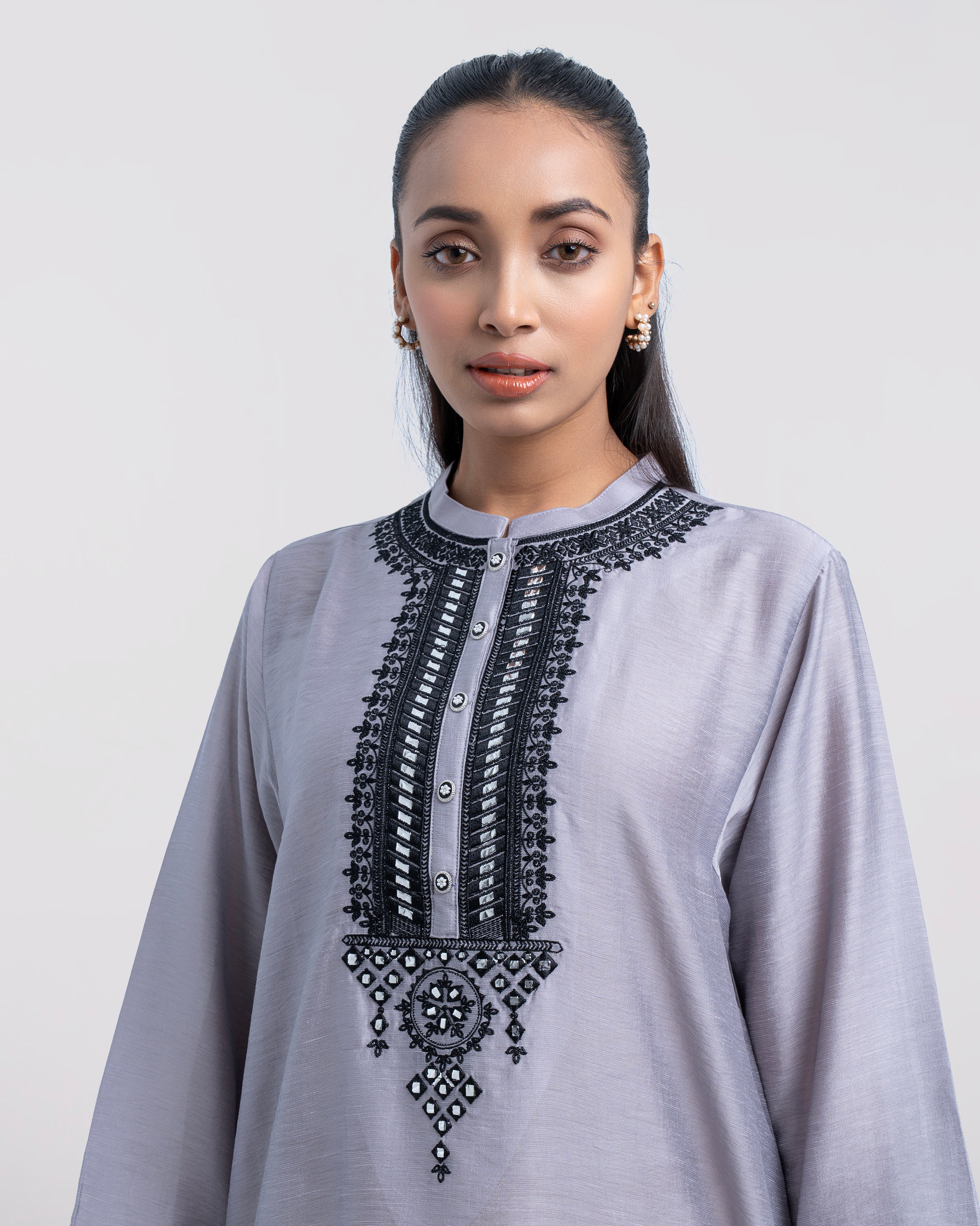 Relaxed Fit Semi-Formal Two-Piece Ethnic Set - Image 13