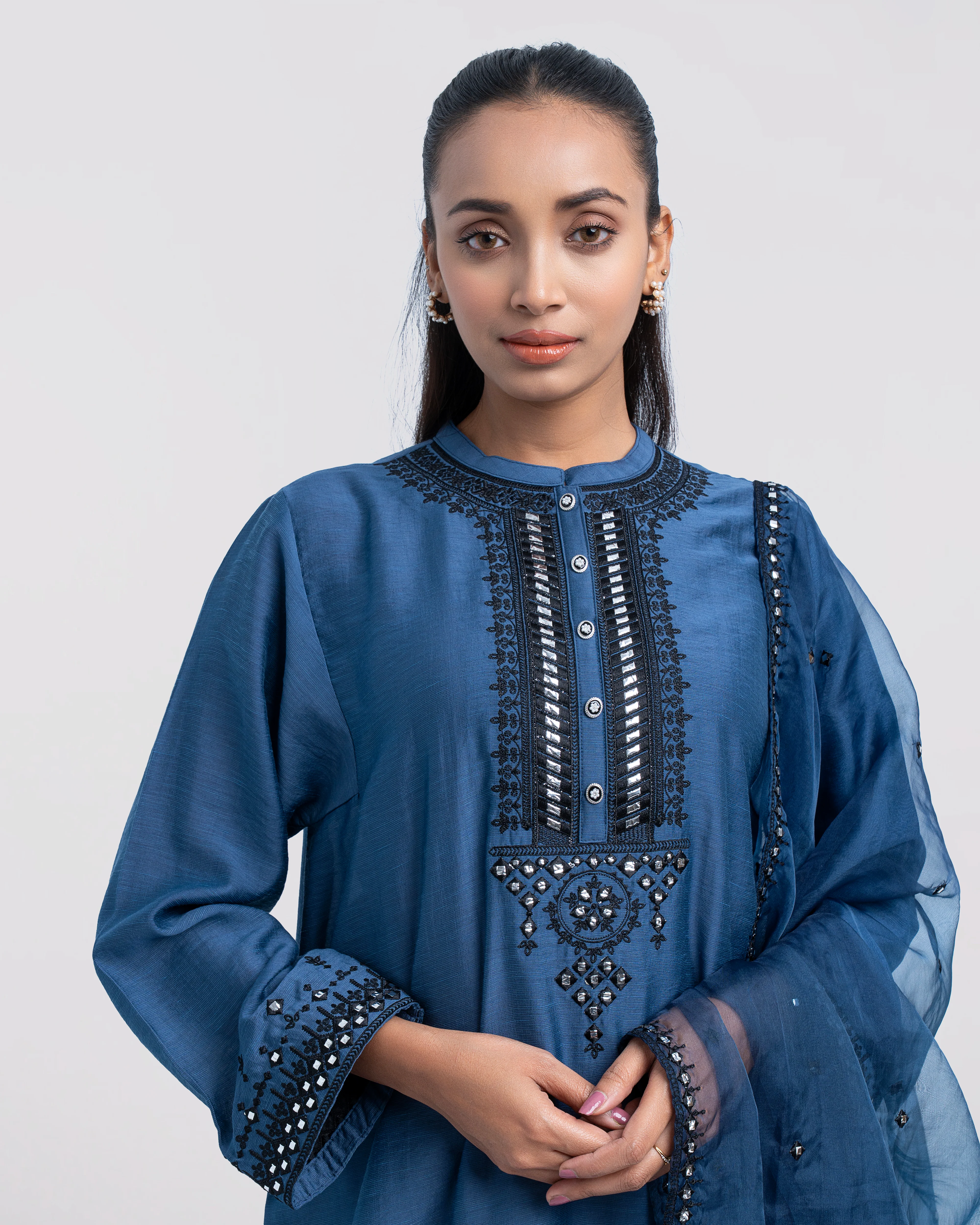 Relaxed Fit Semi-Formal Two-Piece Ethnic Set - Image 6