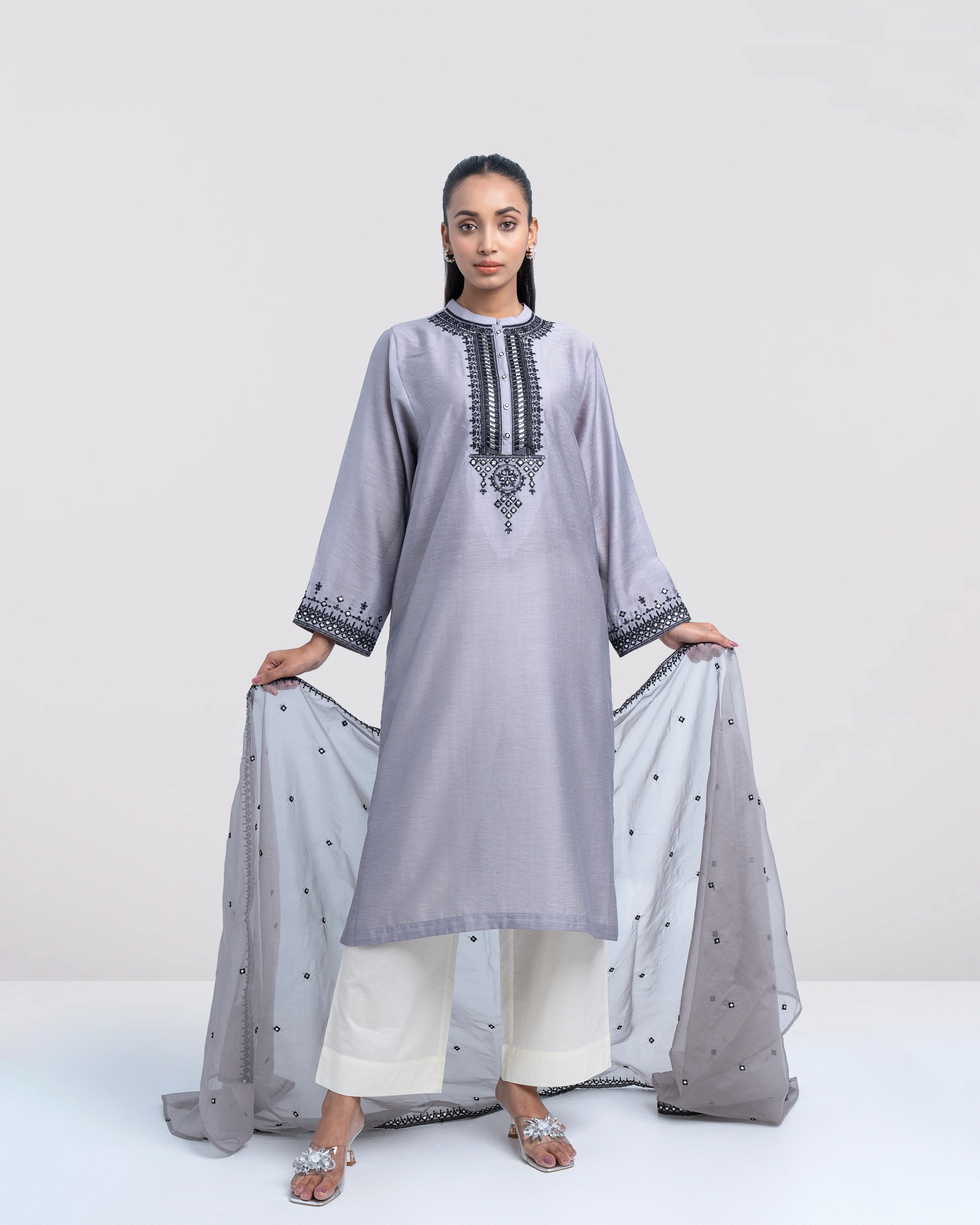 Relaxed Fit Semi-Formal Two-Piece Ethnic Set - Image 8