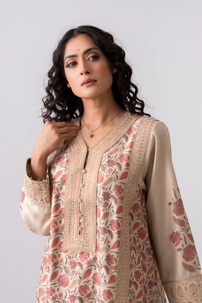 Relaxed Fit Floral Printed Three-Piece Ethnic Set with Organza Dupatta - Image 2