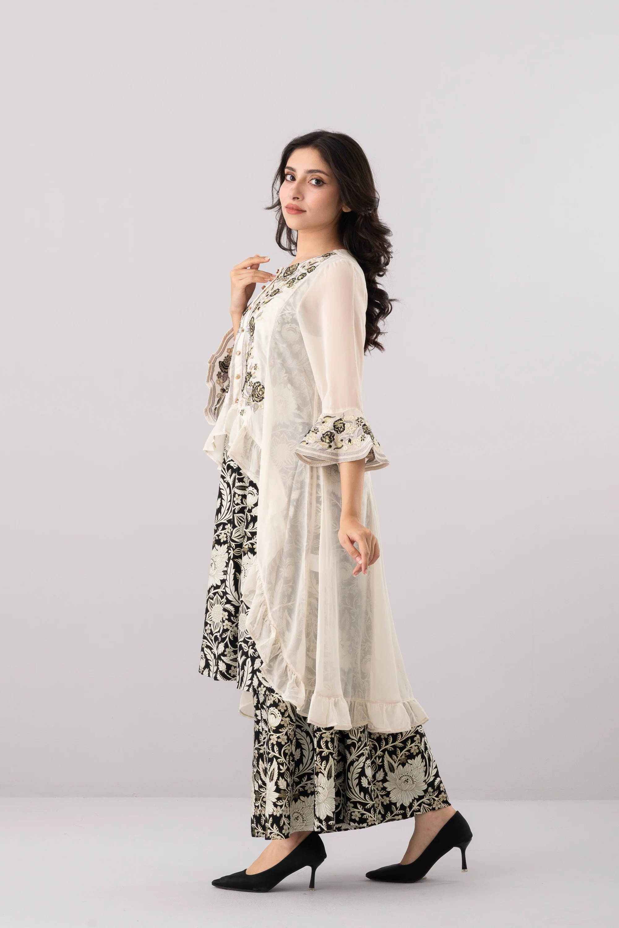 Smart fit Three-Piece Ethnic Set - Image 4