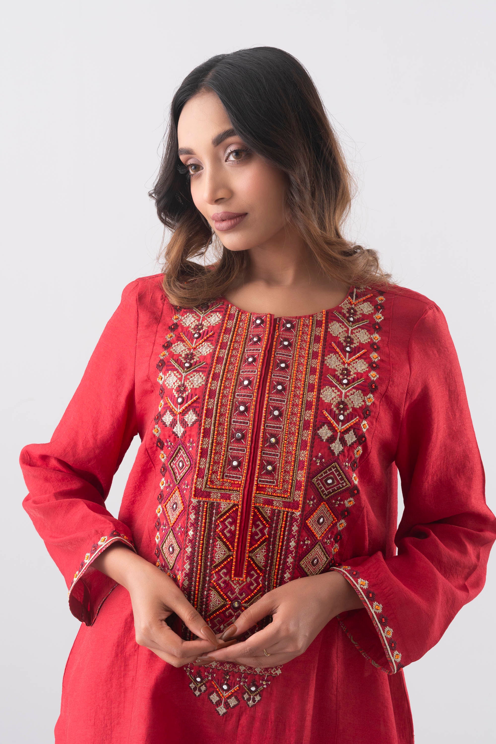 Smart Fit Embroidered Three-Piece Ethnic Set with Organza Dupatta - Image 5