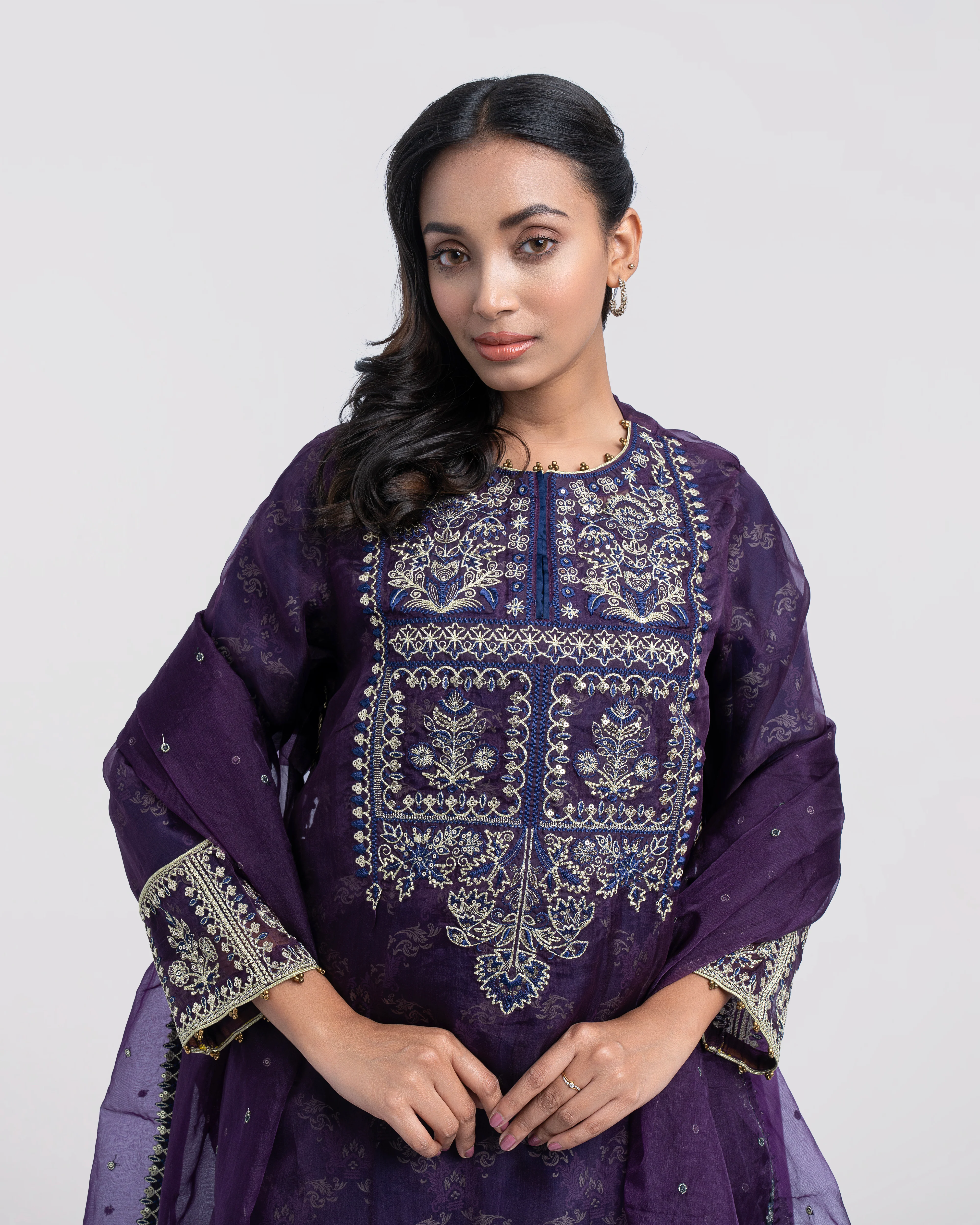 Smart Fit Embroidered Muslin Three-Piece Formal Ethnic Set with Organza Dupatta - Image 5