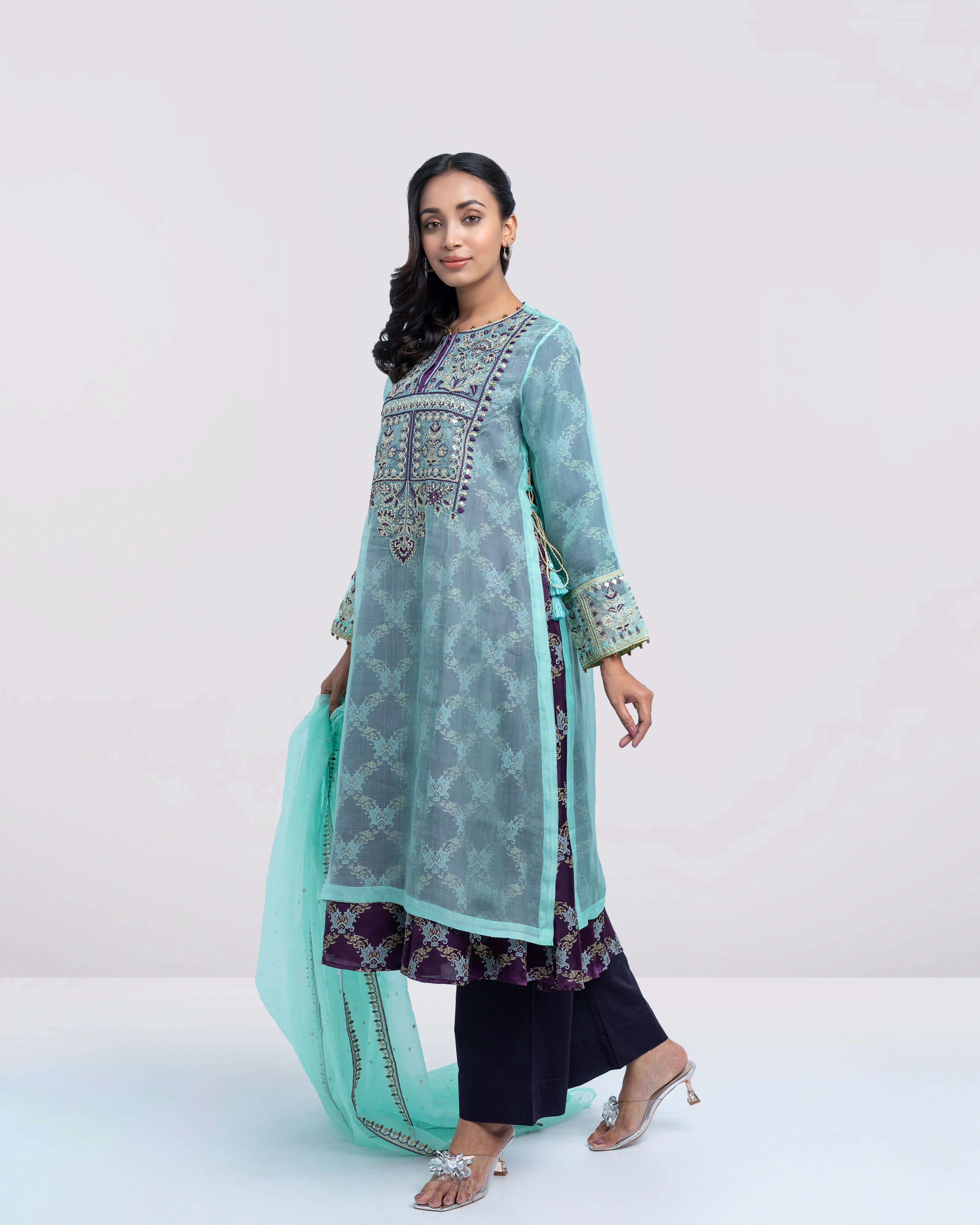 Smart Fit Embroidered Muslin Three-Piece Formal Ethnic Set with Organza Dupatta - Image 9