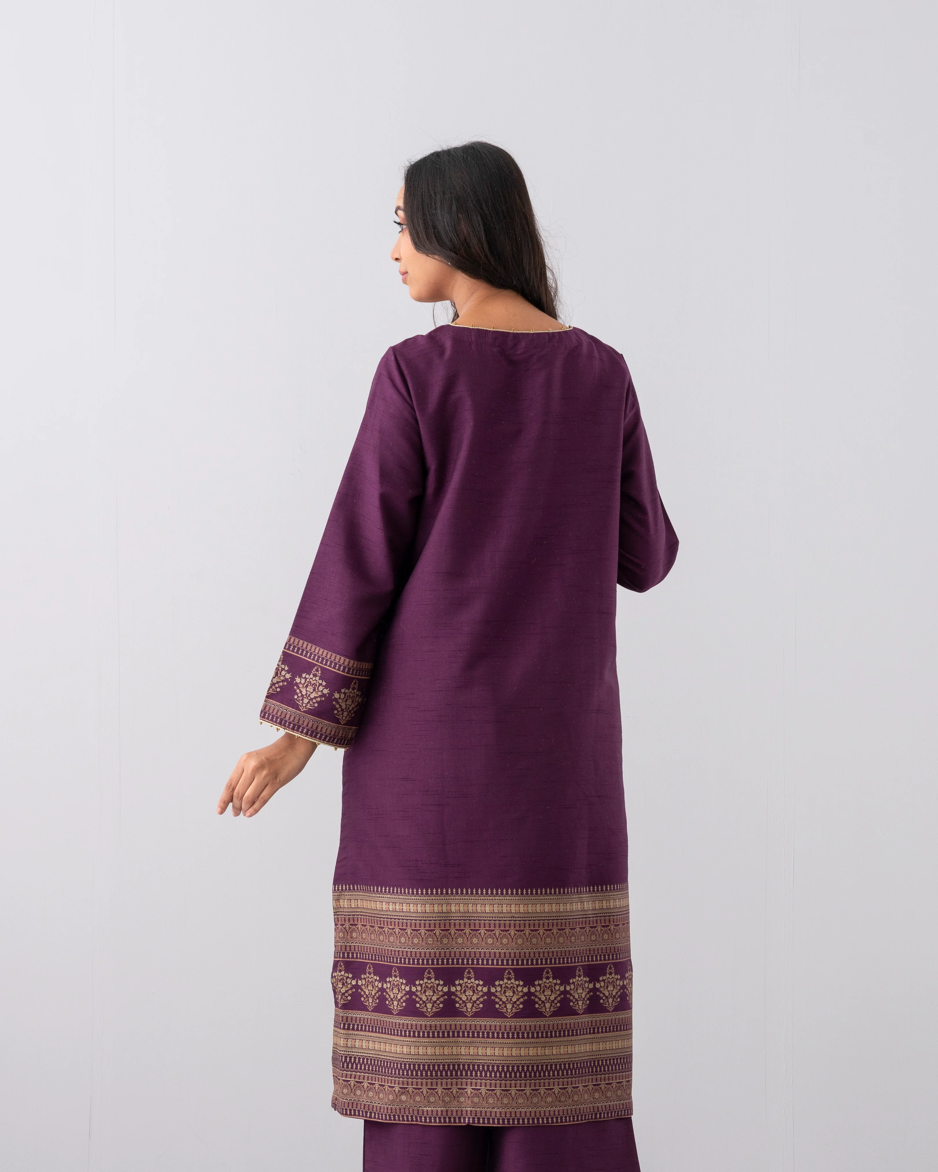 Smart Fit Embroidered Three-Piece Semi-Formal Ethnic Set with Organza Dupatta - Image 4