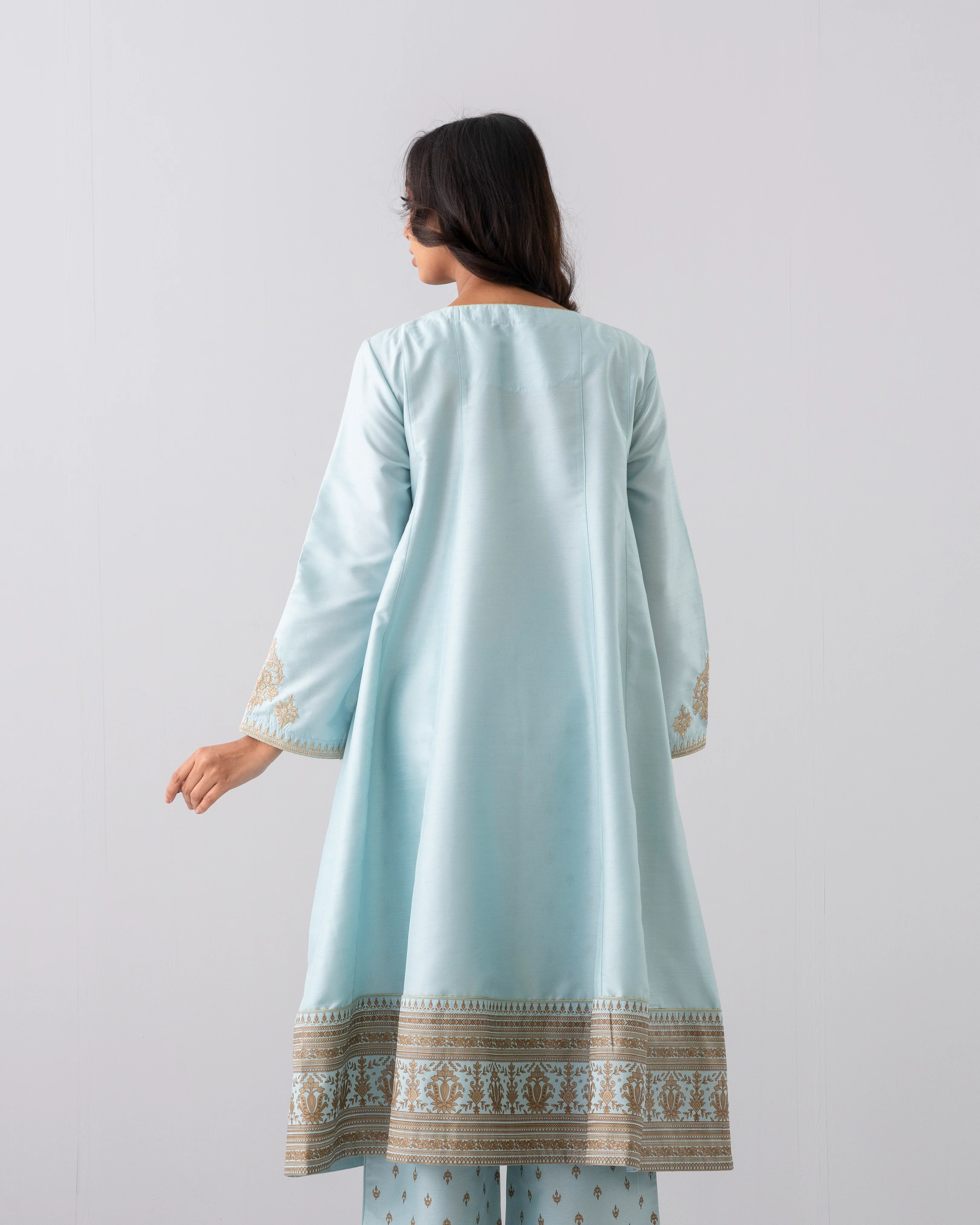 Smart Fit Embroidered Three-Piece Semi-Formal Ethnic Set with Organza Dupatta - Image 10