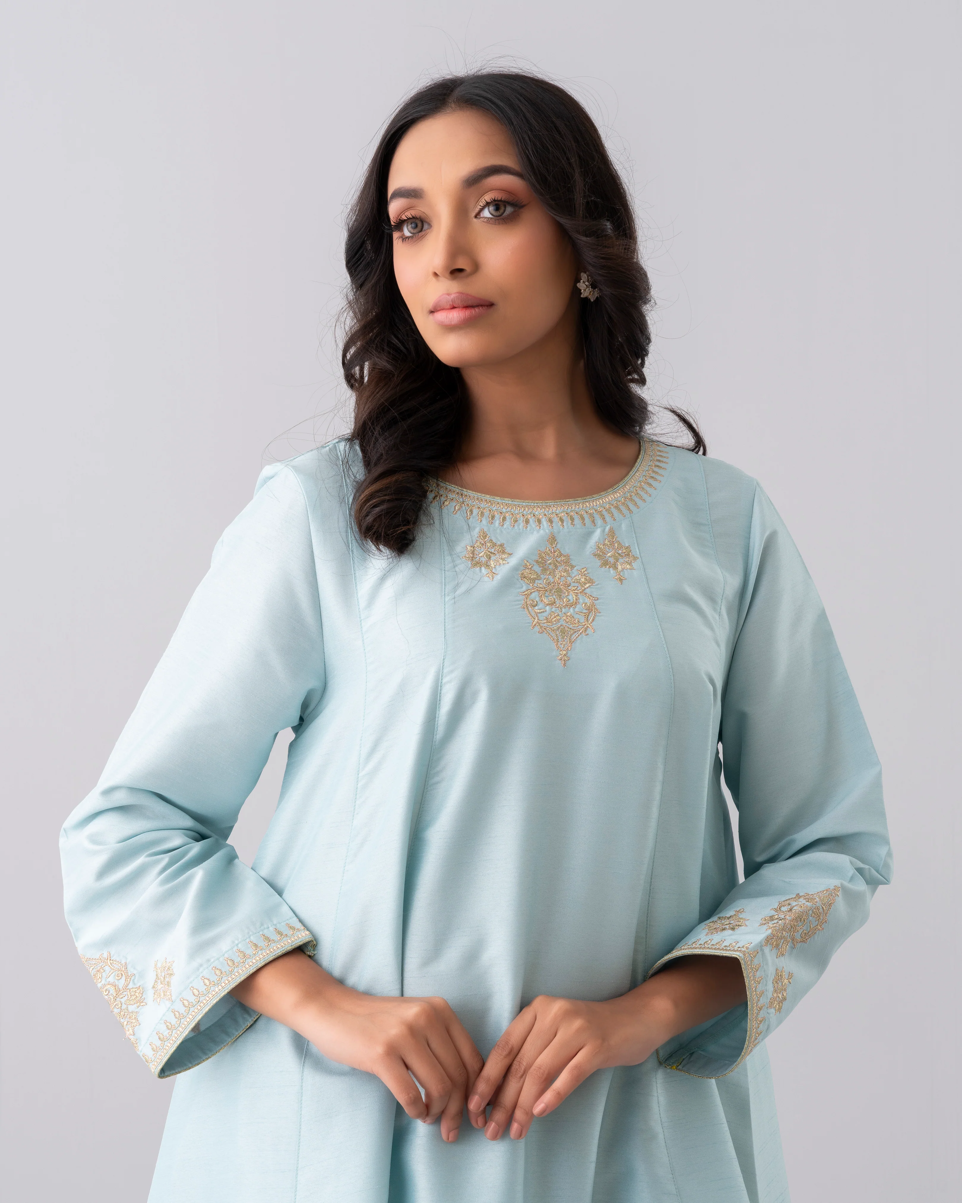 Smart Fit Embroidered Three-Piece Semi-Formal Ethnic Set with Organza Dupatta - Image 11