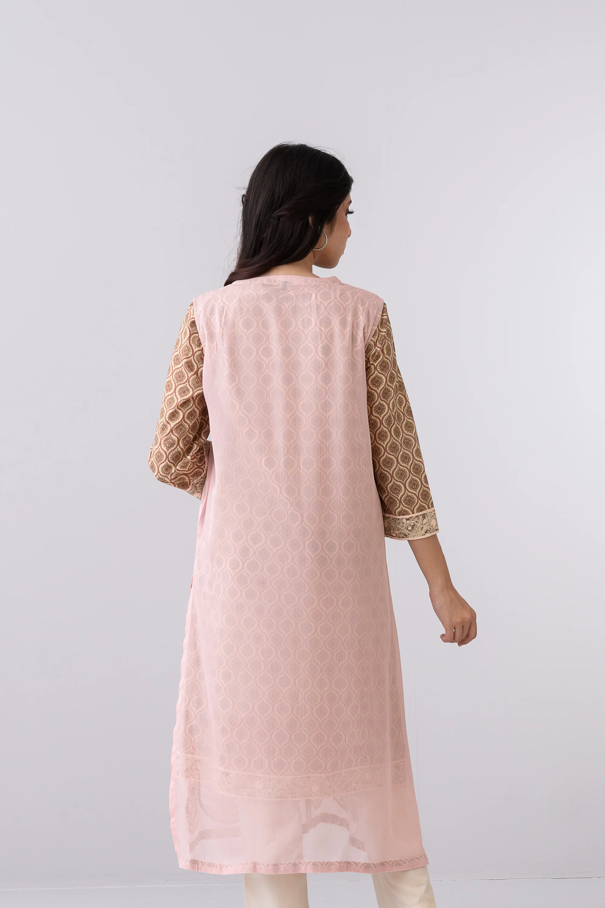 Smart Fit Double-Layered Ethnic Kurta - Image 4