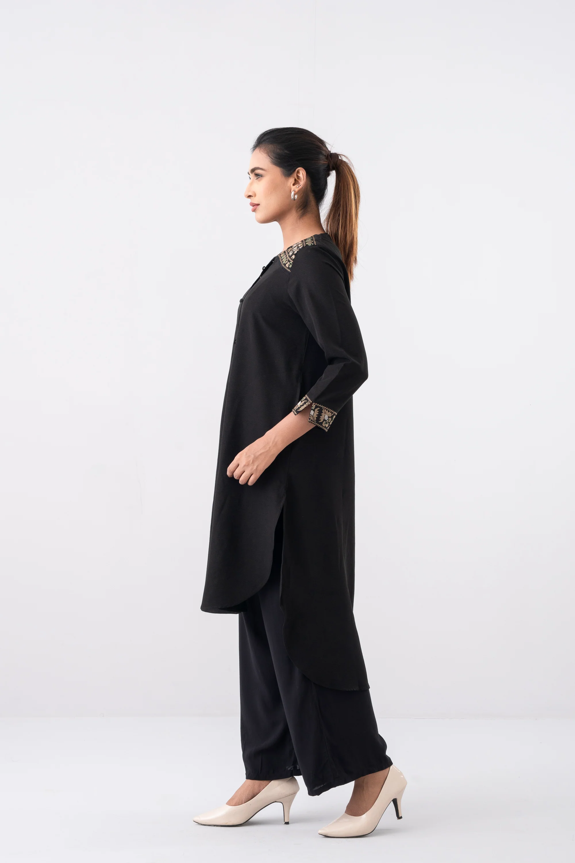 Smart Fit Georgette Ethnic Kurta - Image 9