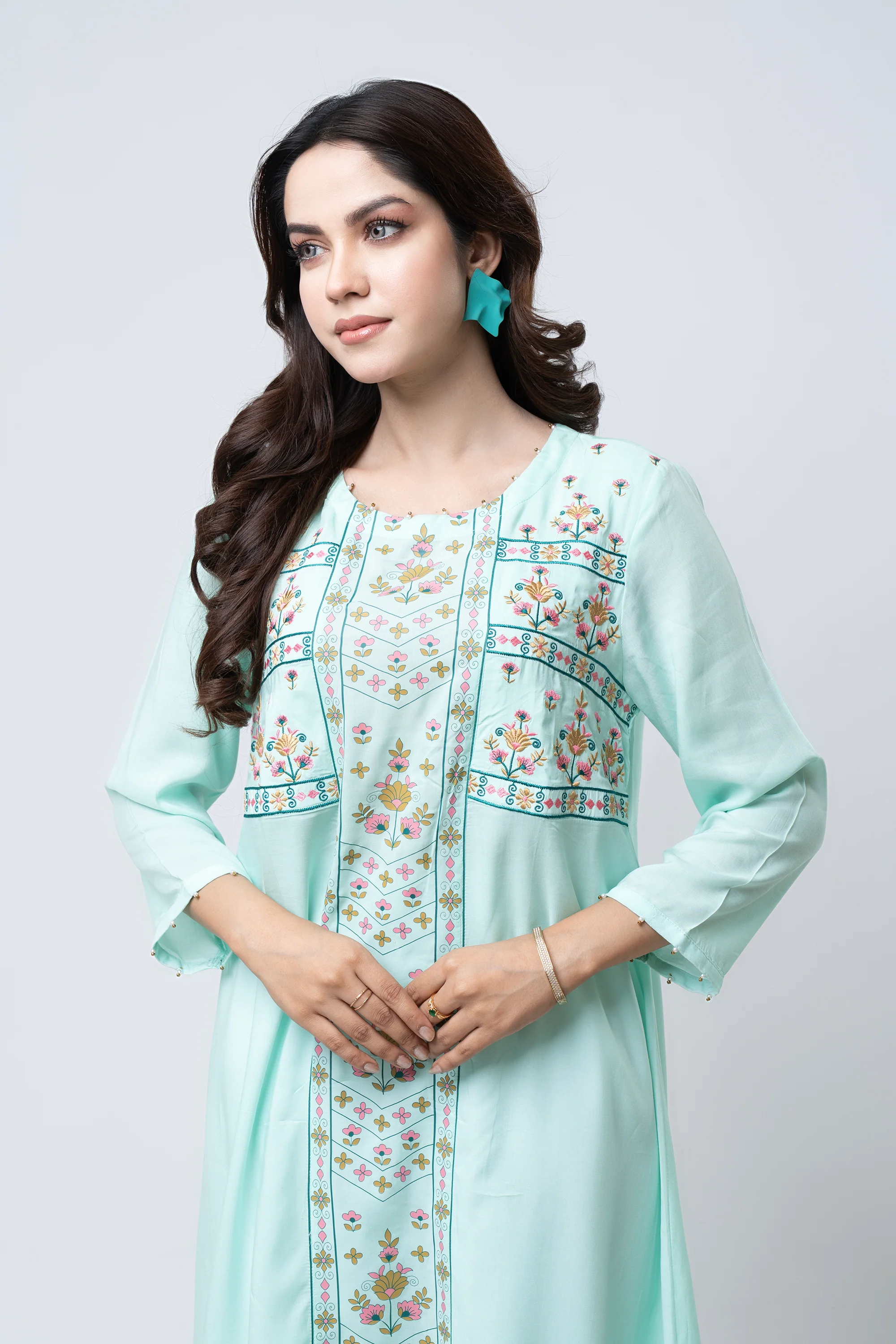 Smart Fit Embroidered Viscose Ethnic Kurta - Image 9