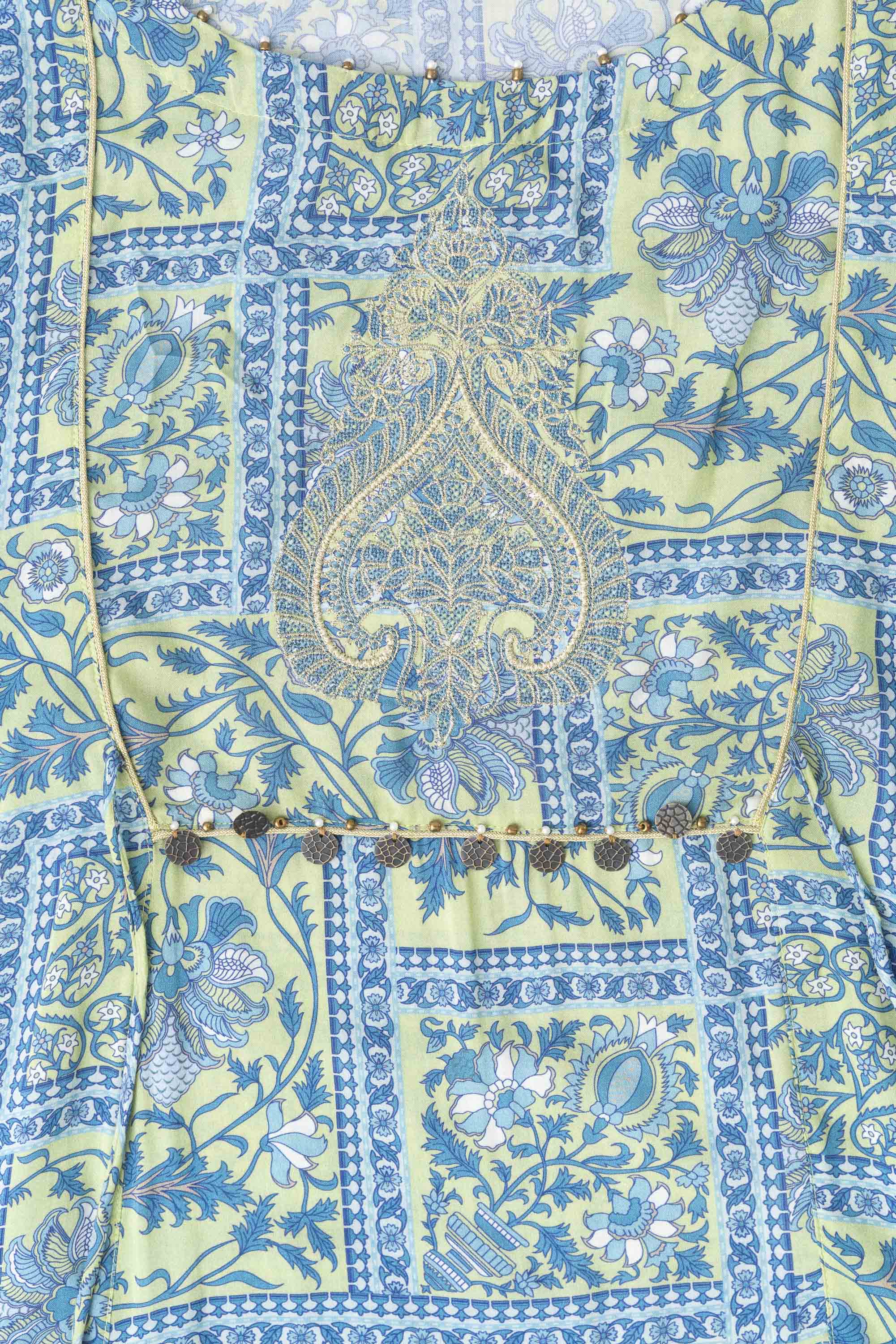 Relaxed Fit Embroidered Ethnic Kurta - Image 12