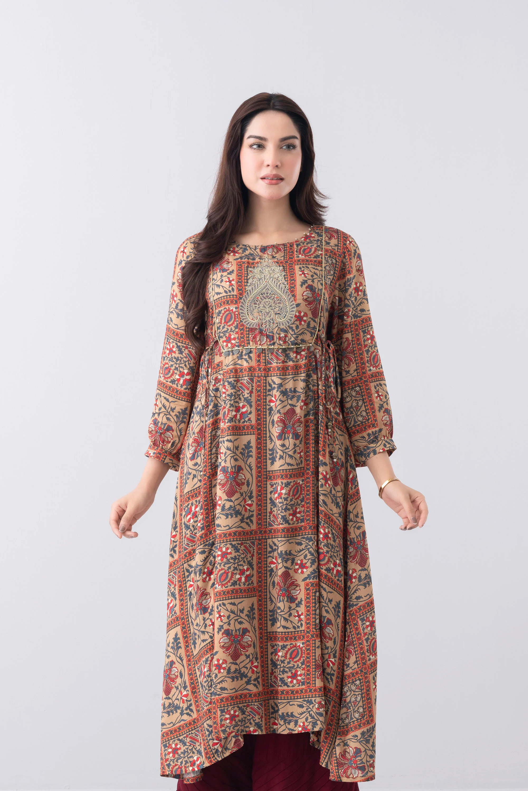 Relaxed Fit Embroidered Ethnic Kurta - Image 2