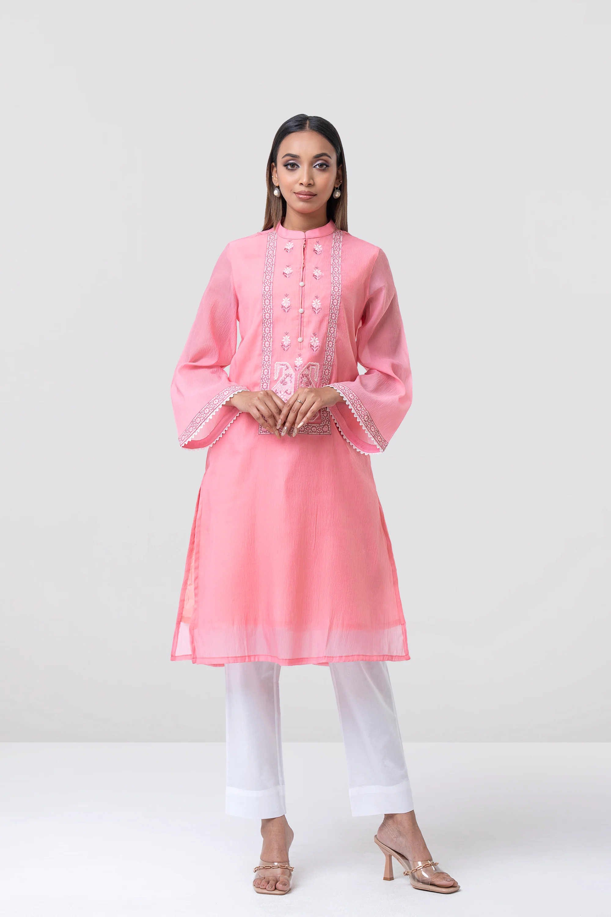 Relaxed Fit Embroidered Formal Ethnic Kurta - Image 10