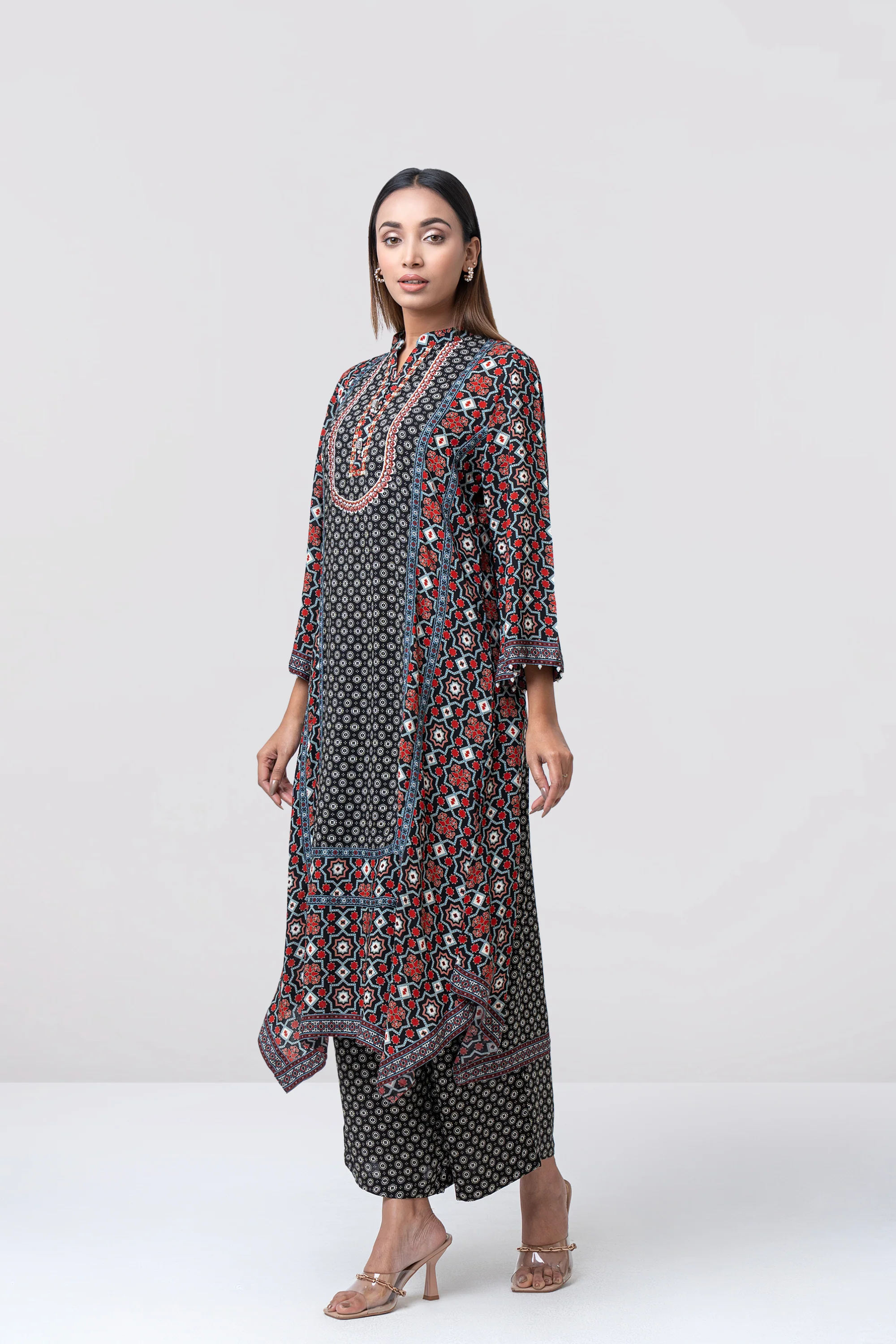 Smart Fit Embroidered Viscose Ethnic Kurta - Image 2