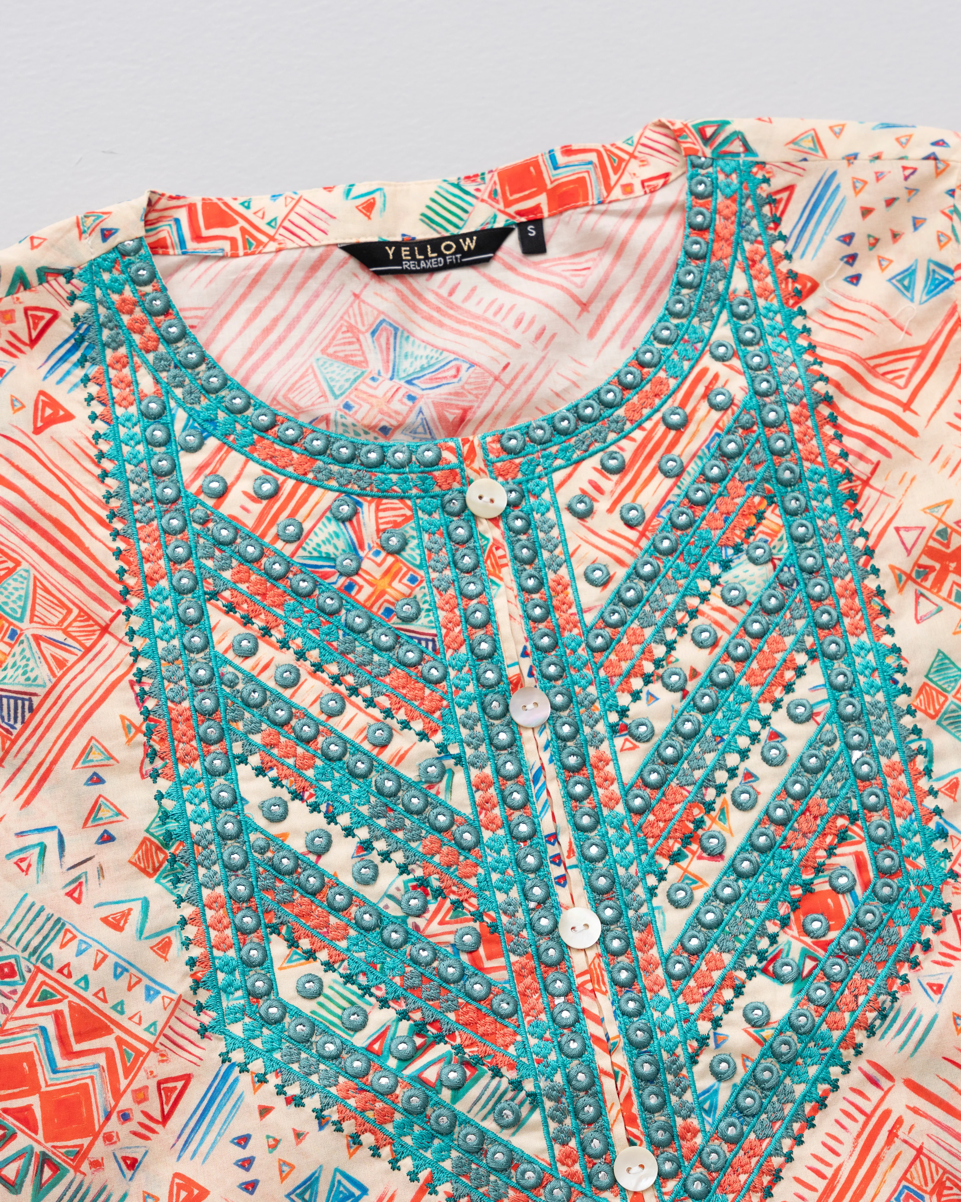 Relaxed Fit One-Piece Ethnic Kurta - Image 3