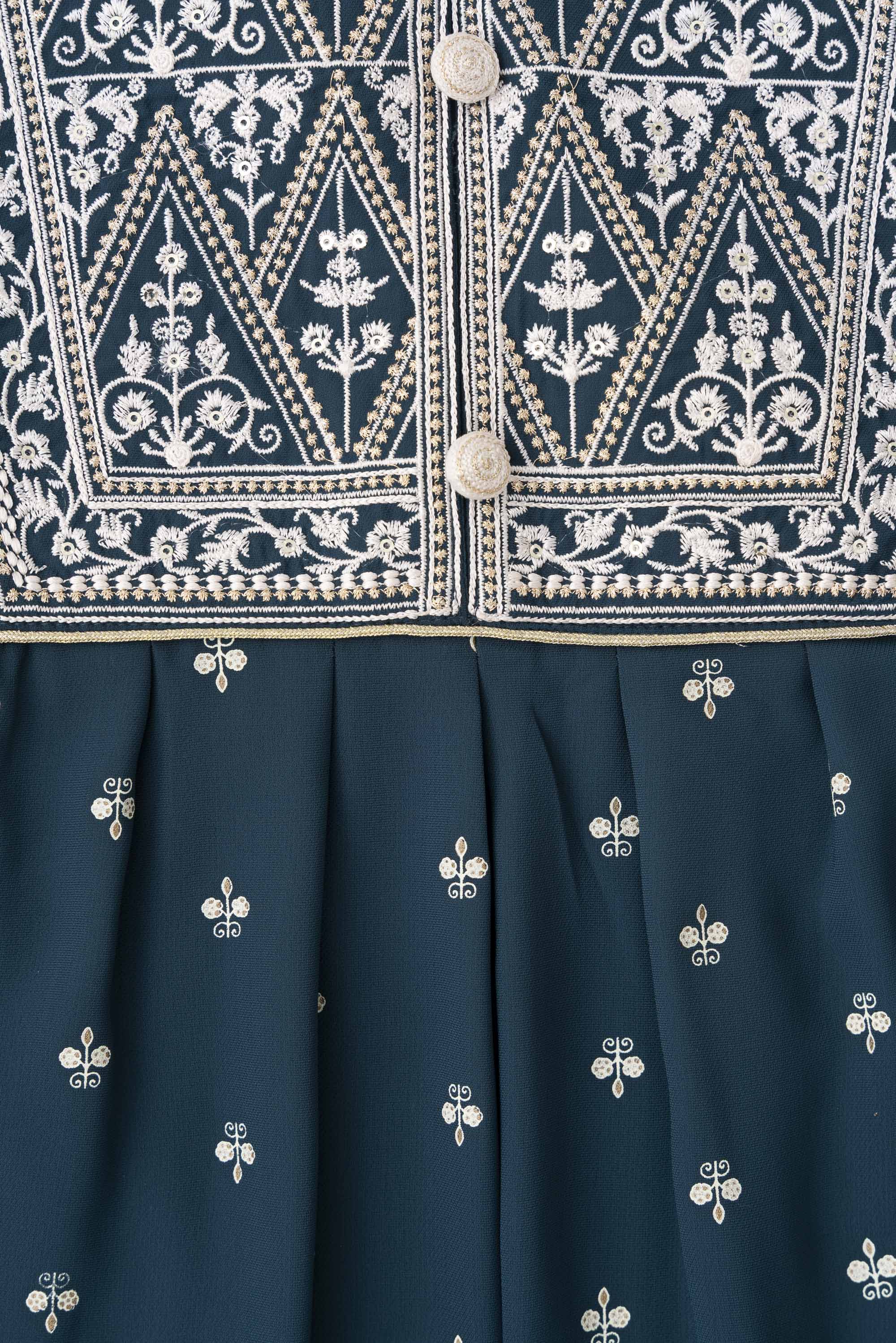 Smart Fit Embroidered Ethnic Kurta - Image 5