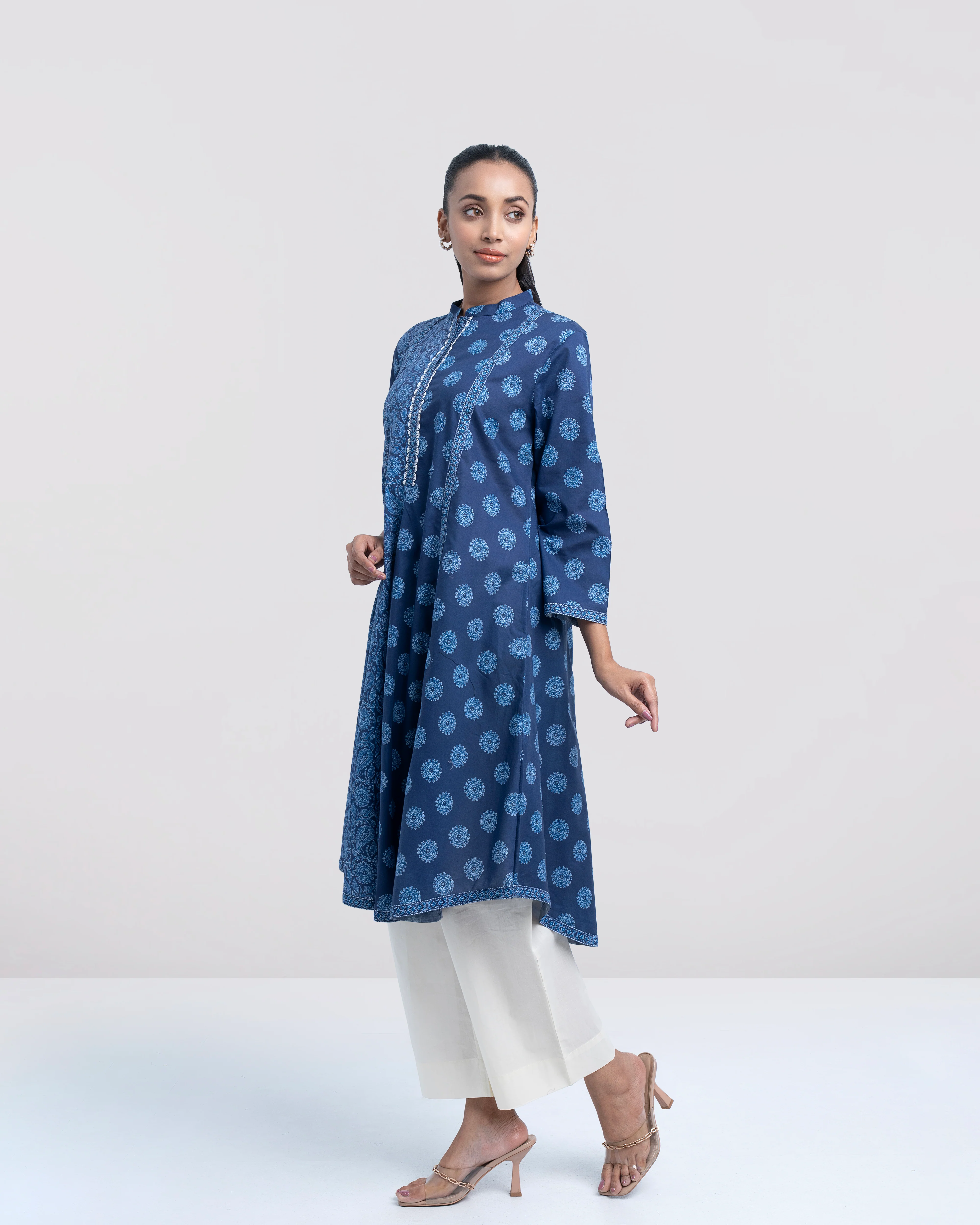 Smart Fit One-Piece Ethnic Kurta - Image 4