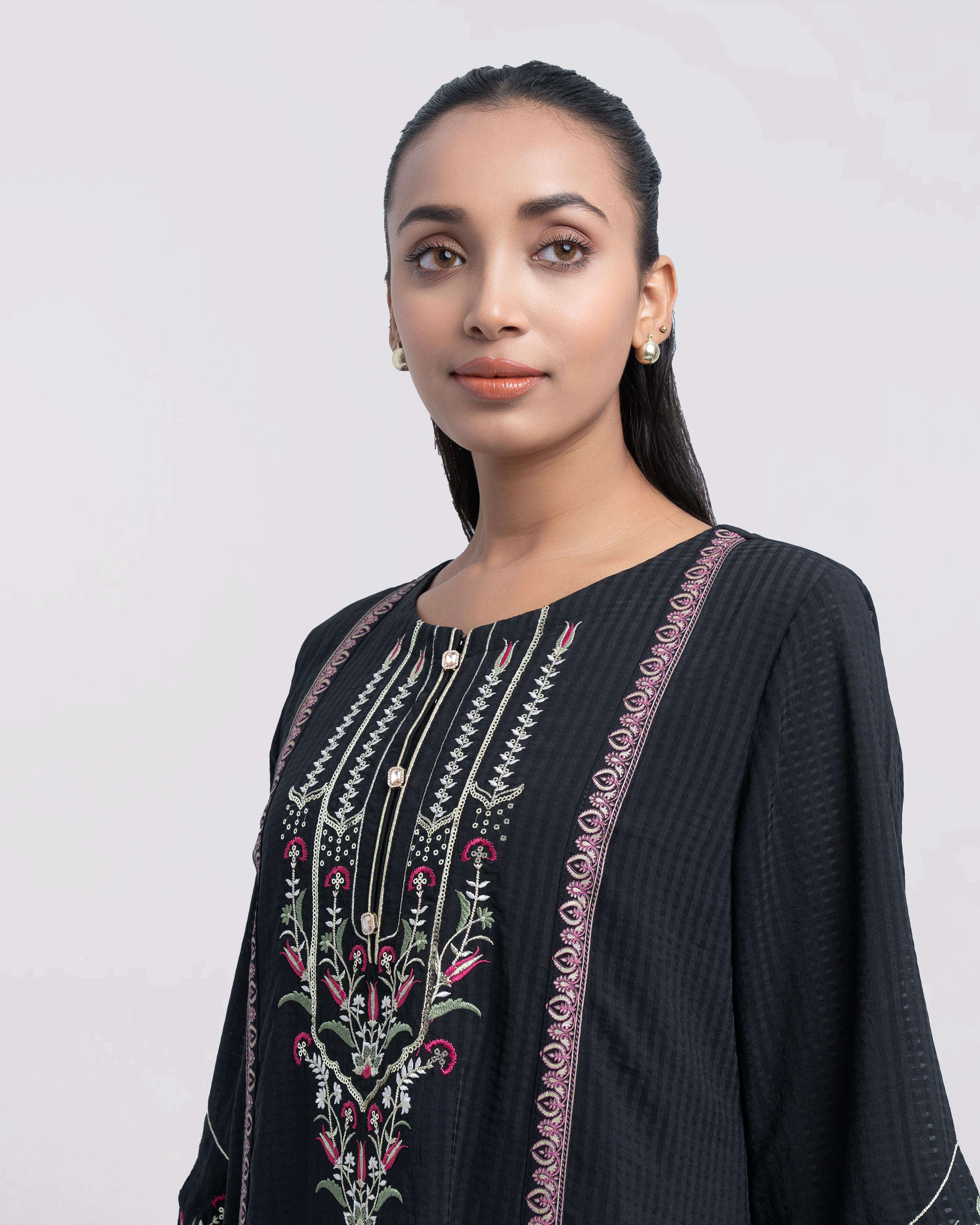 Relaxed Fit Ethnic Kurta - Image 6