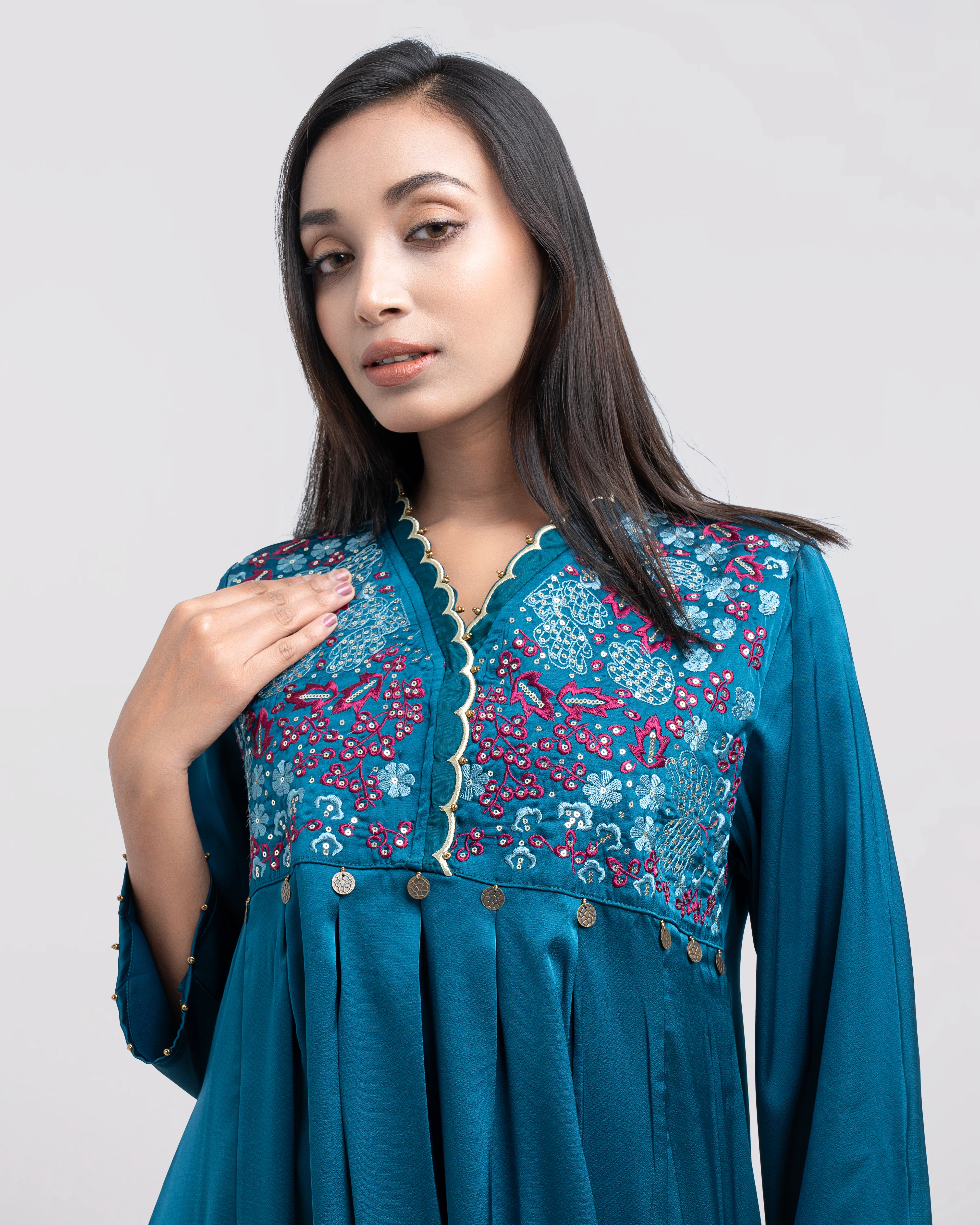 Smart Fit Scallop-Embroidered Satin Ethnic Kurta - Image 8