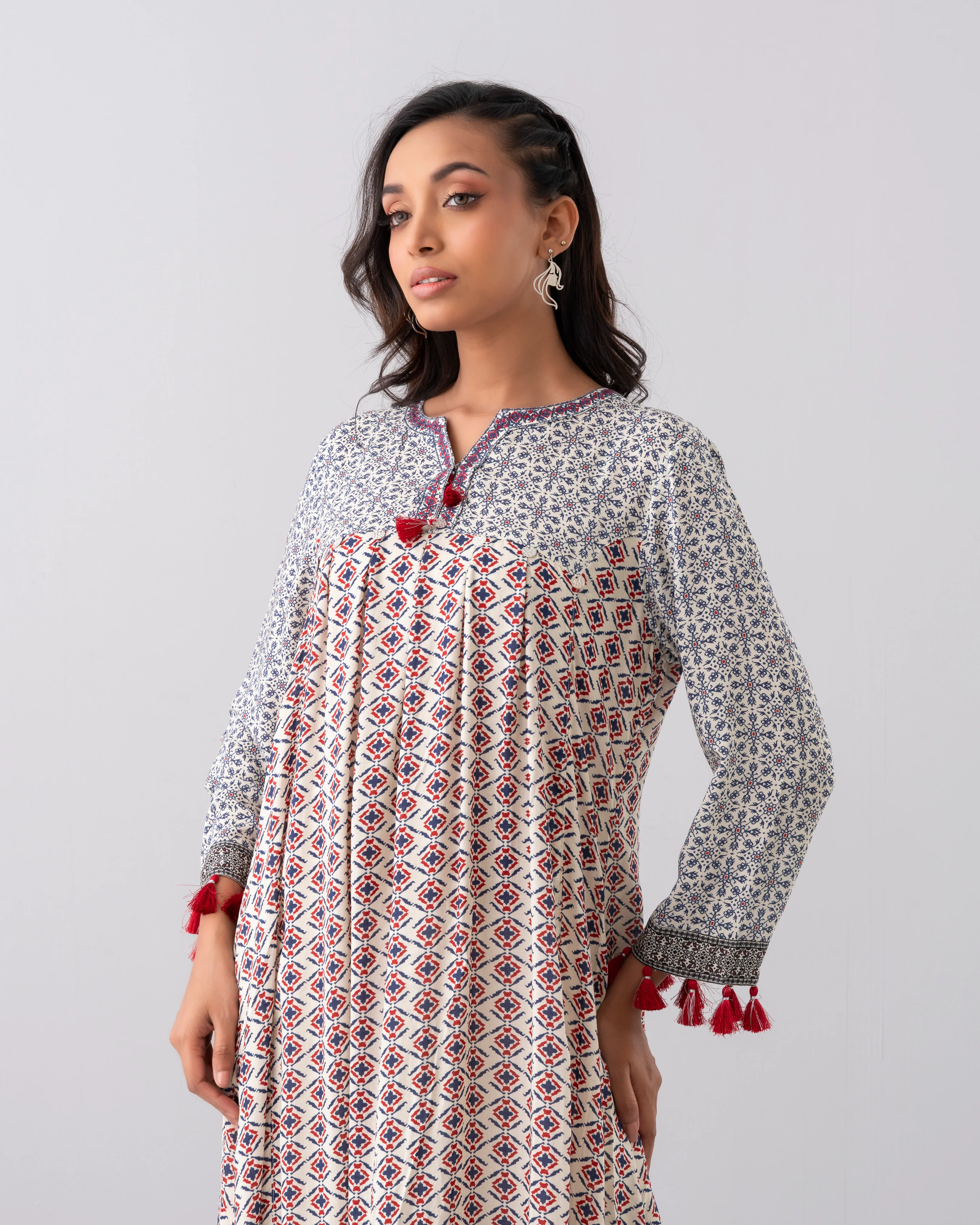Smart Fit One-Piece Ethnic Kurta - Image 5