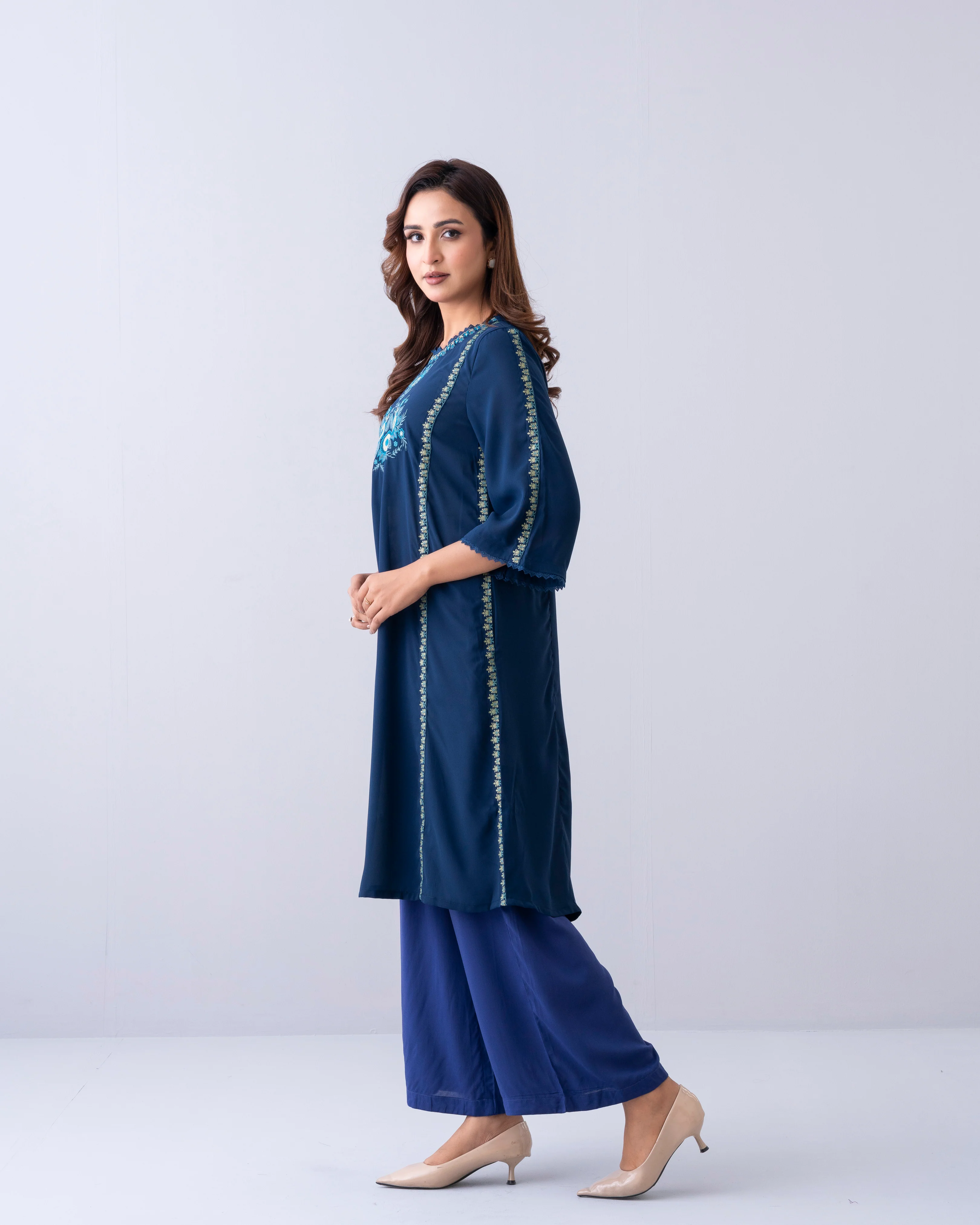 Smart Fit One-Piece Ethnic Kurta - Image 3