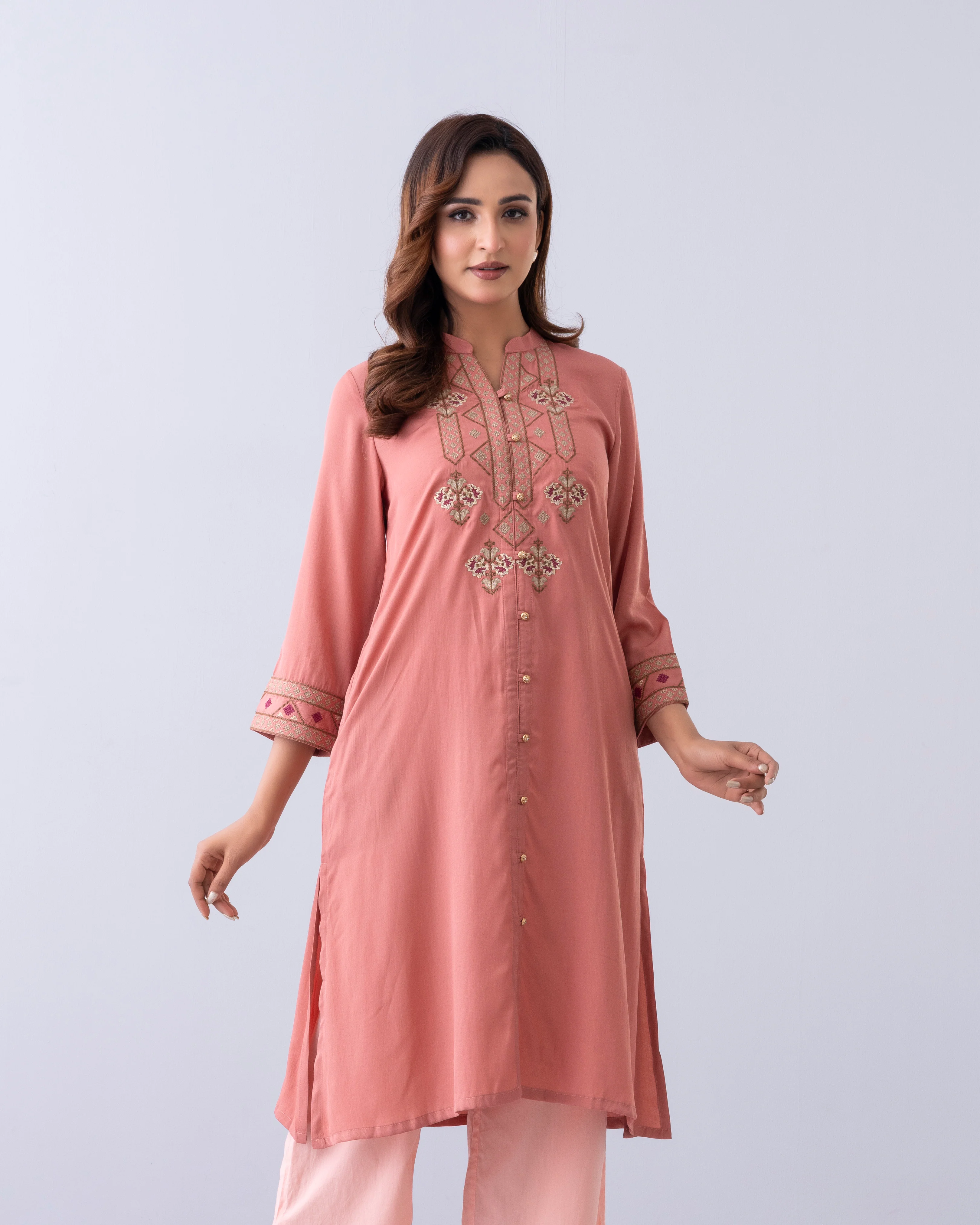 Women's Ethnic Kurta - Image 10