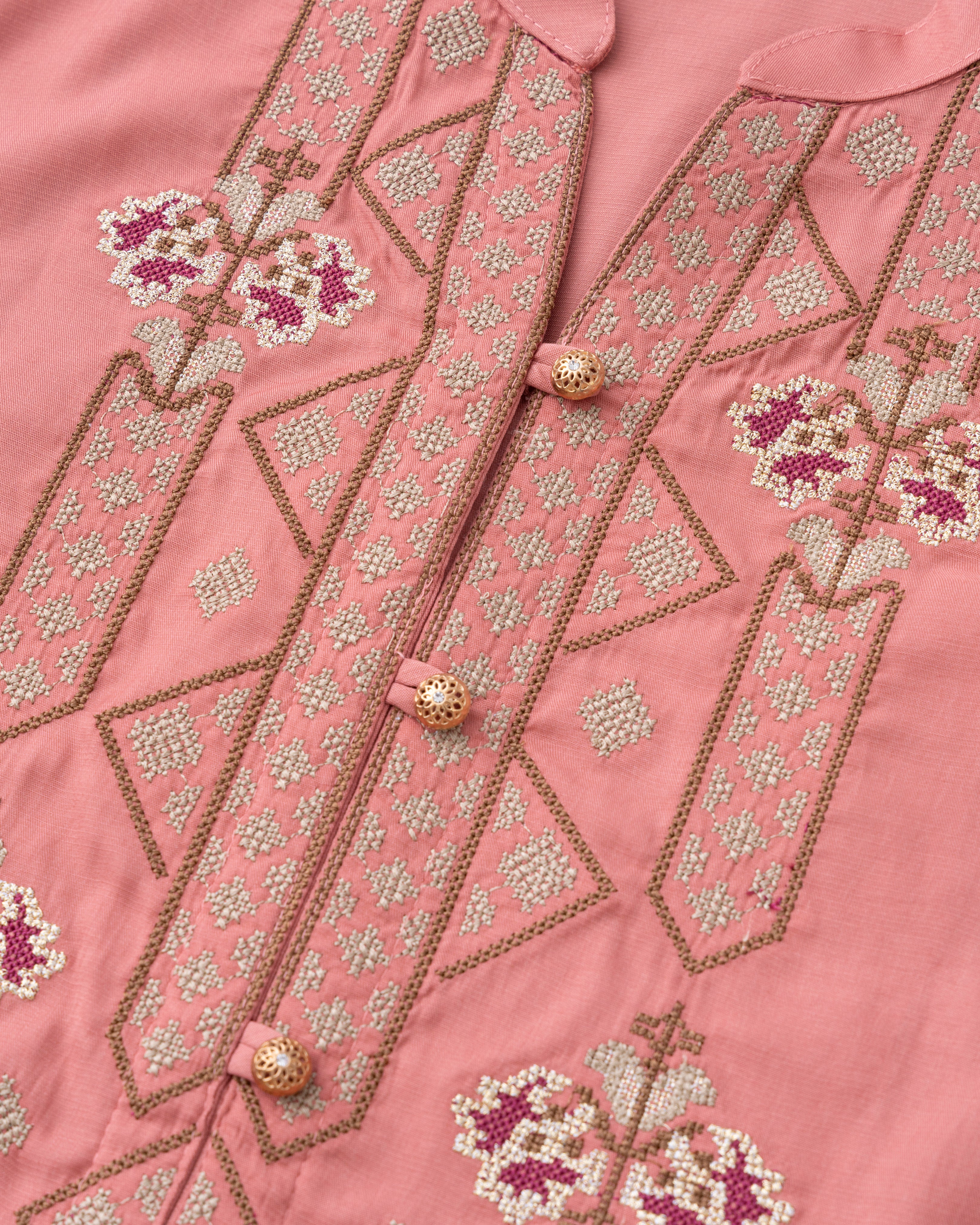 Women's Ethnic Kurta - Image 15
