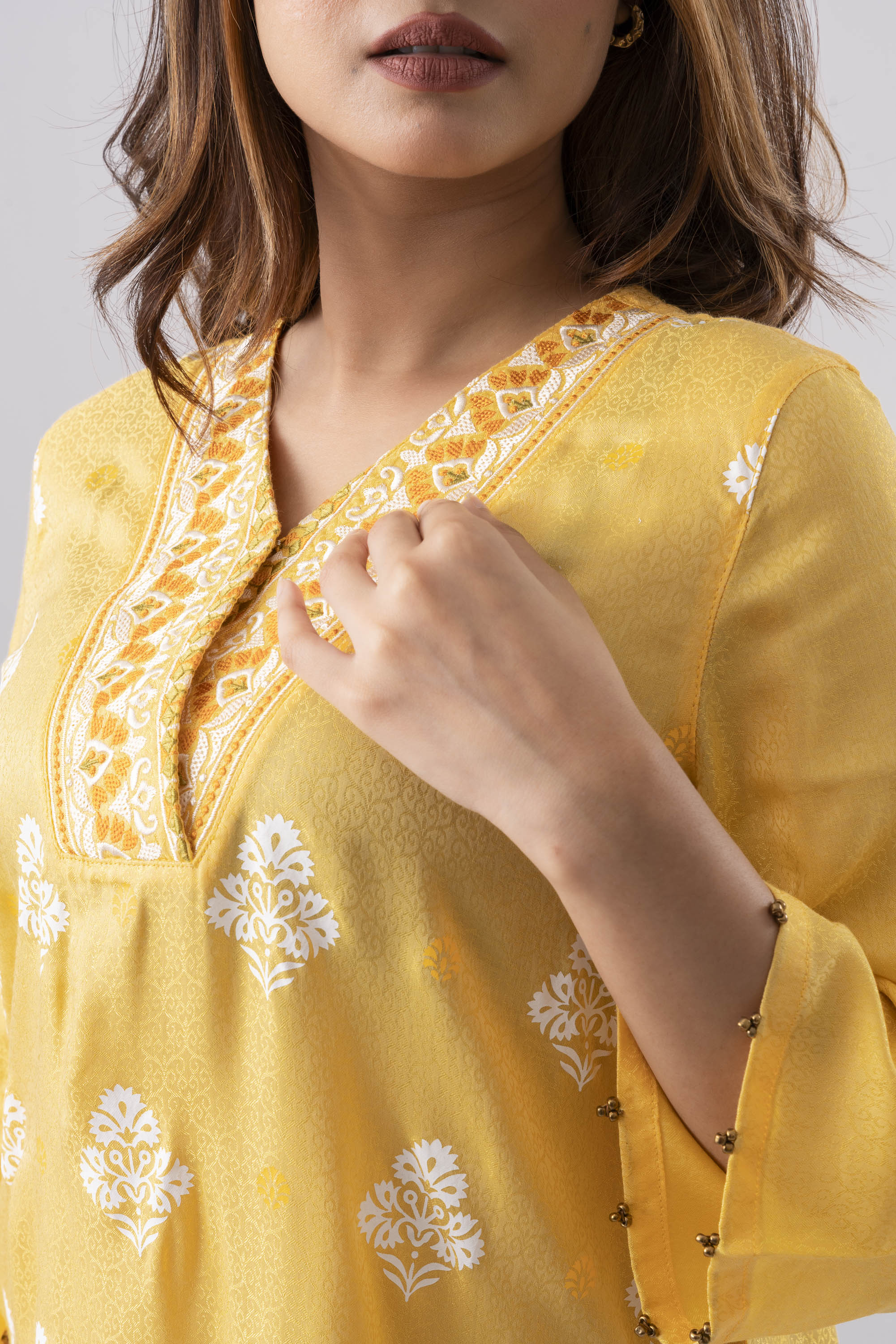 Relaxed Fit Ethnic Kurti - Image 5