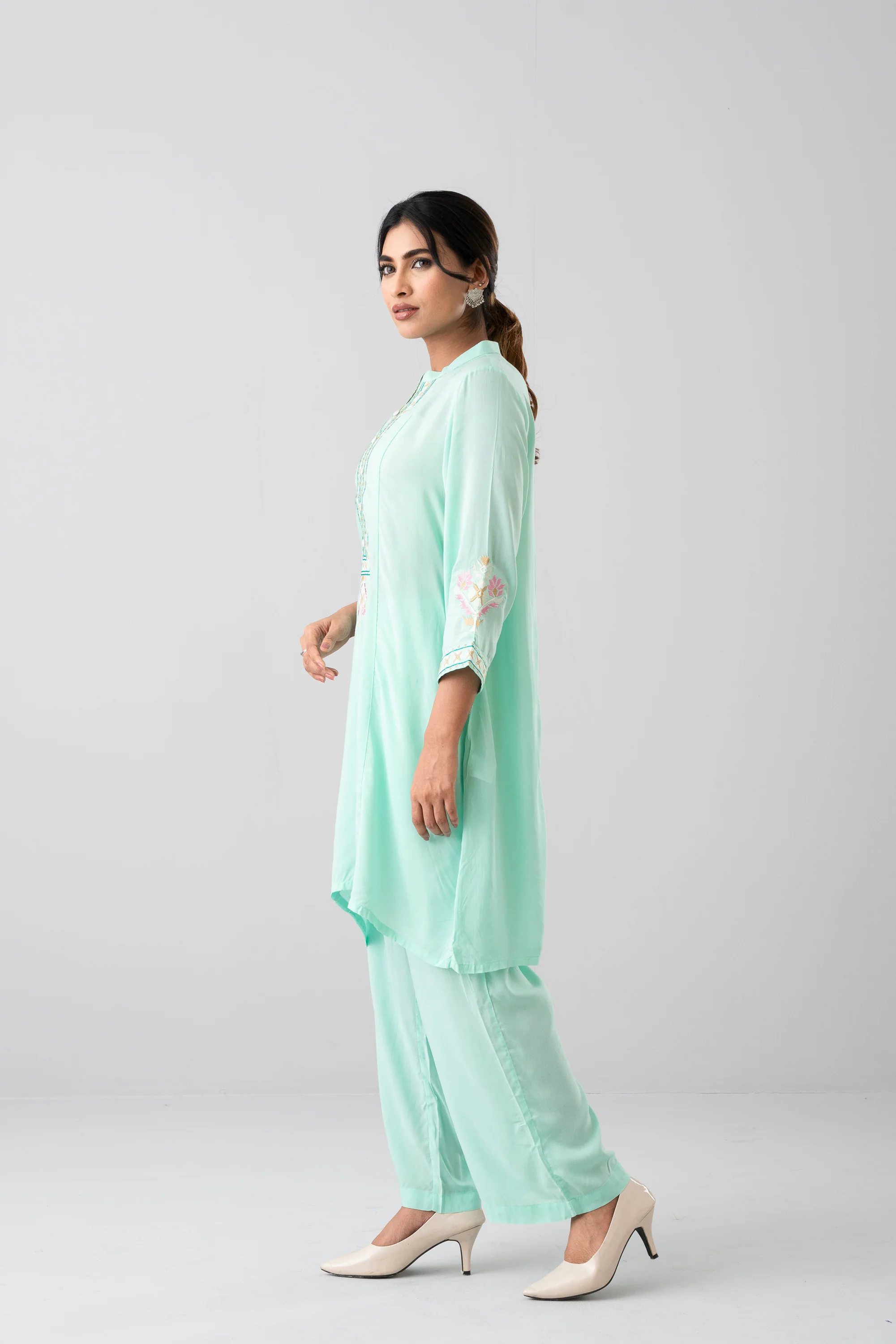 Smart Fit Embroidered Viscose Ethnic Kurti - Image 3