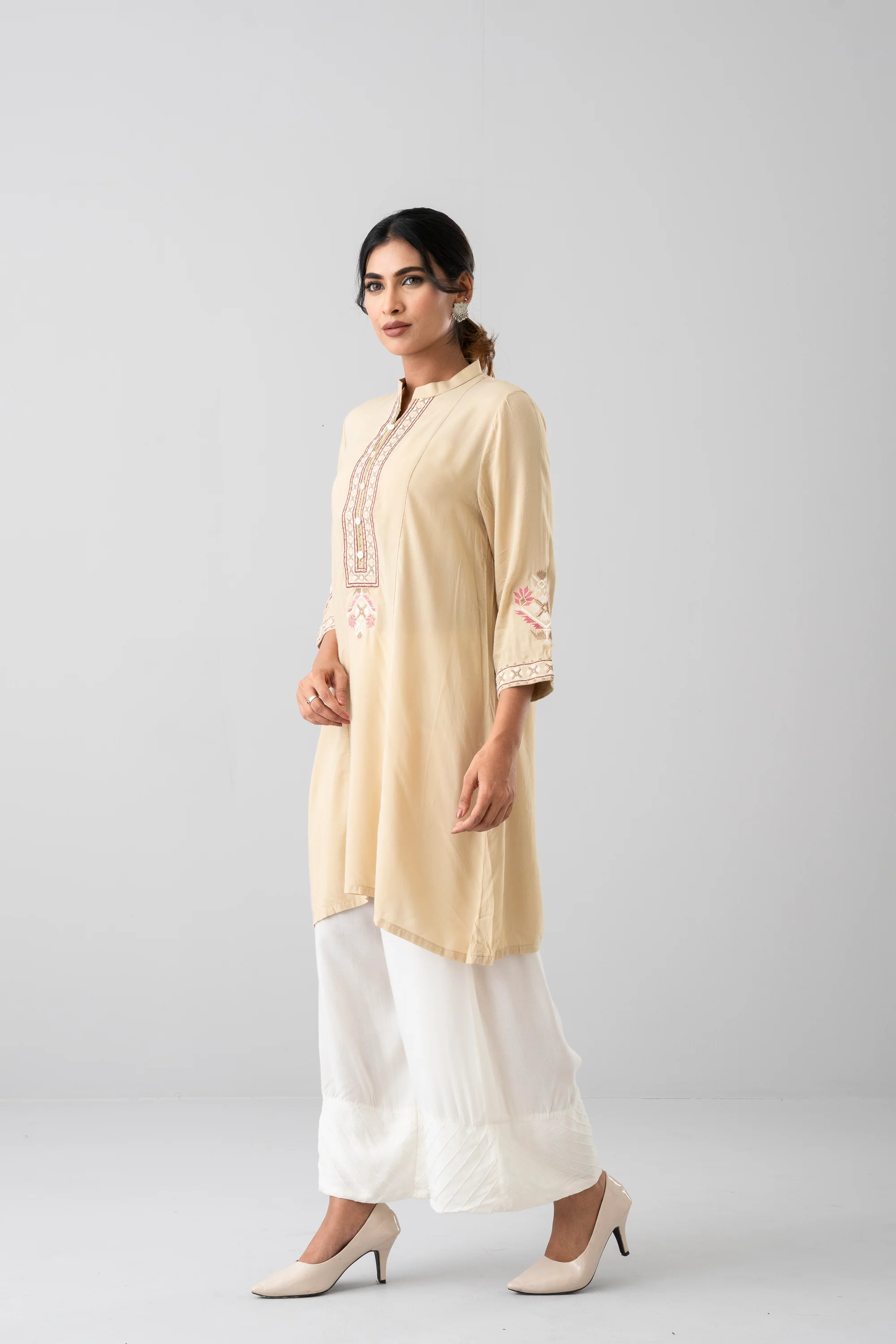 Smart Fit Embroidered Viscose Ethnic Kurti - Image 9